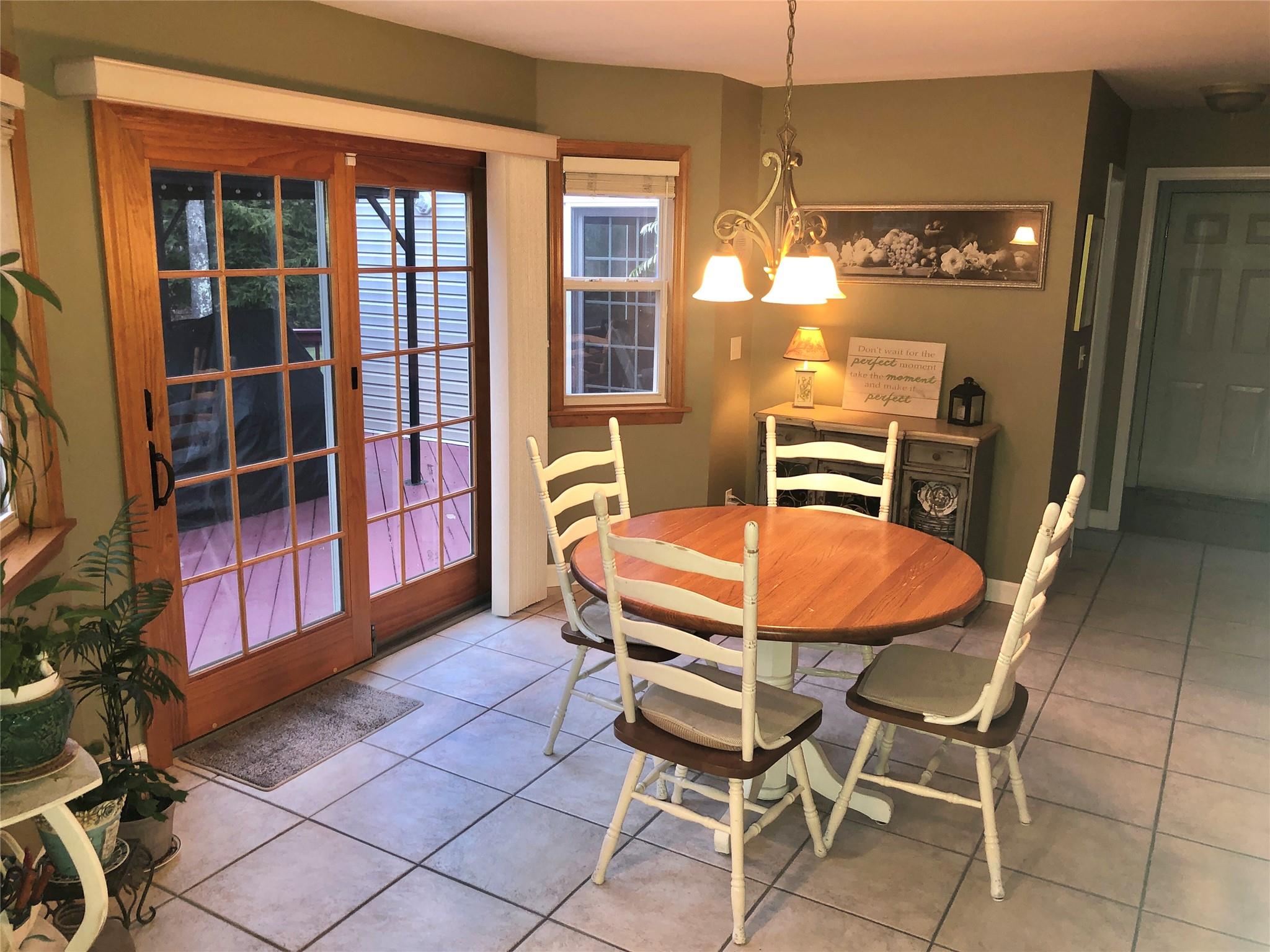 7 Palace Court, Manorville, New York image 21