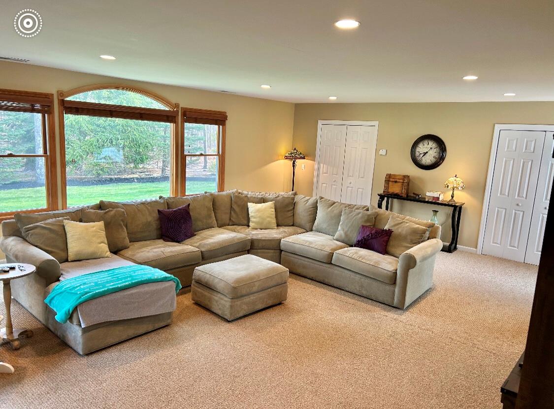 7 Palace Court, Manorville, New York image 27