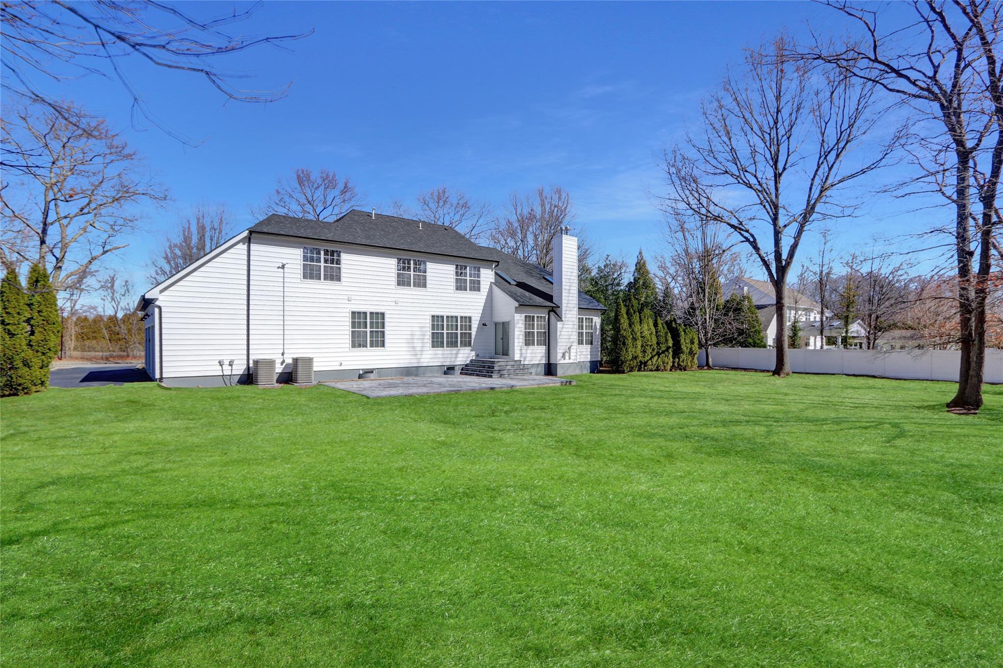 4 N Jersey Avenue, Miller Place, New York image 3