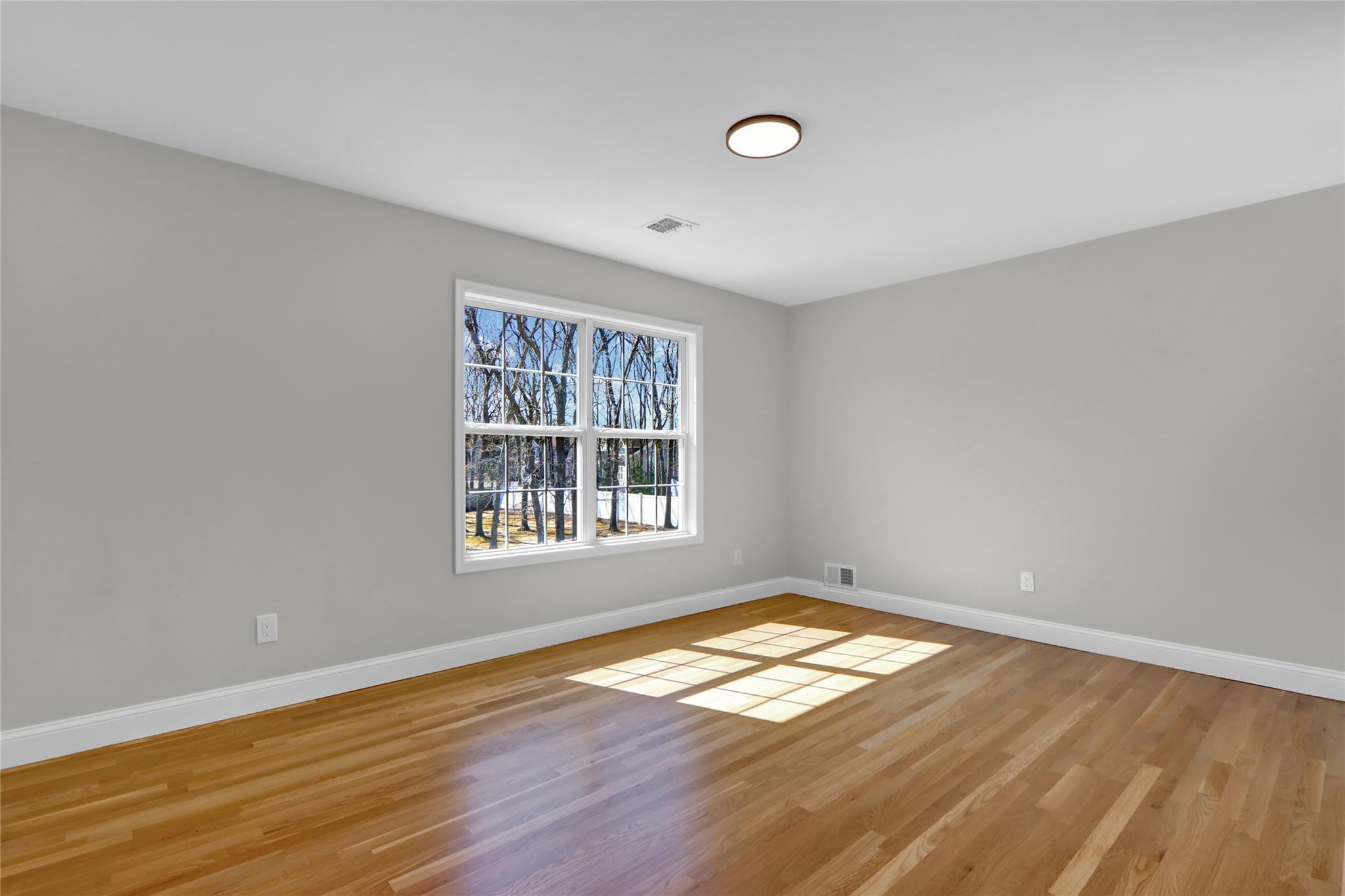 4 N Jersey Avenue, Miller Place, New York image 37
