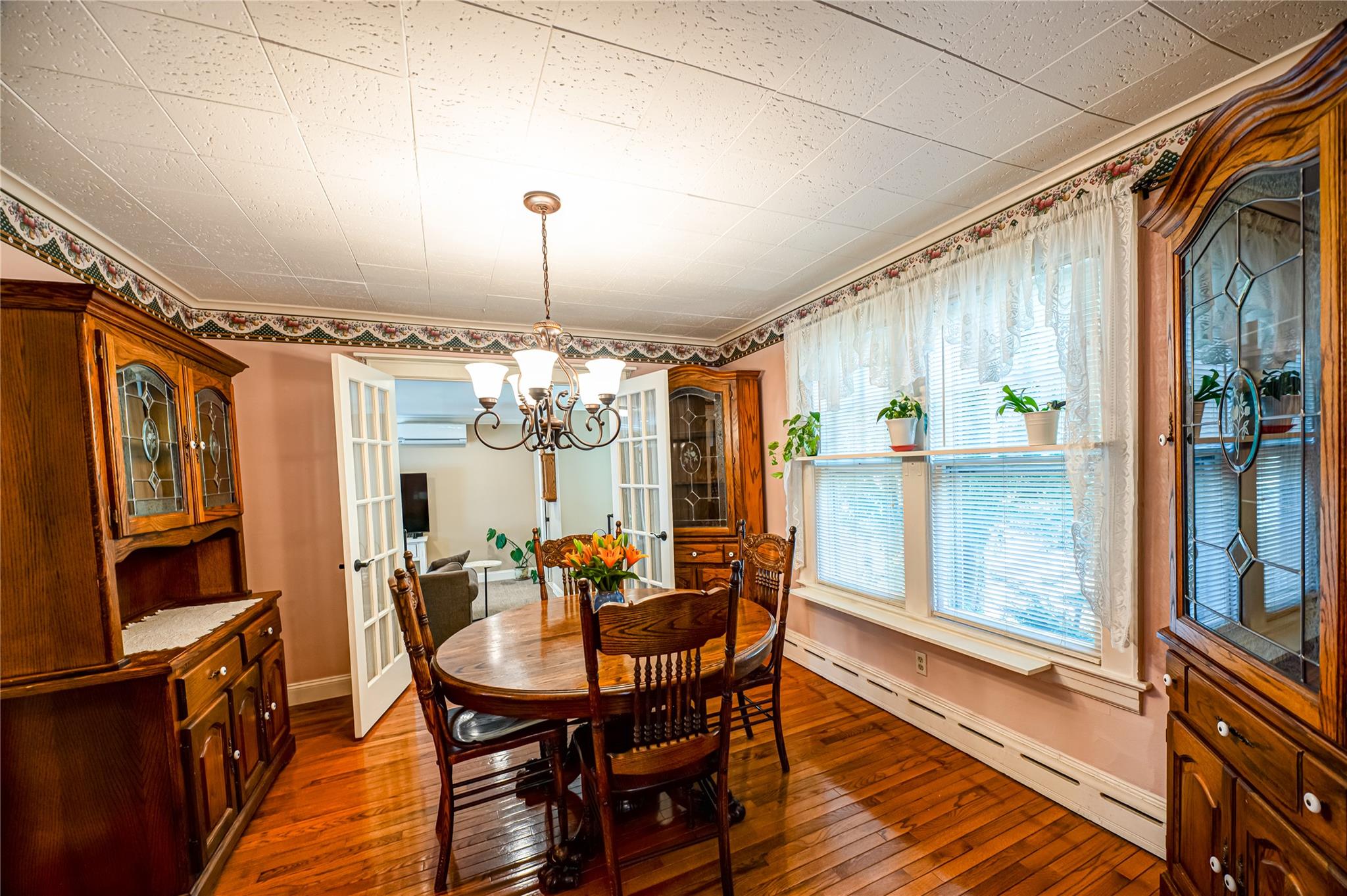 405 Linden Street, Bellmore, New York image 11