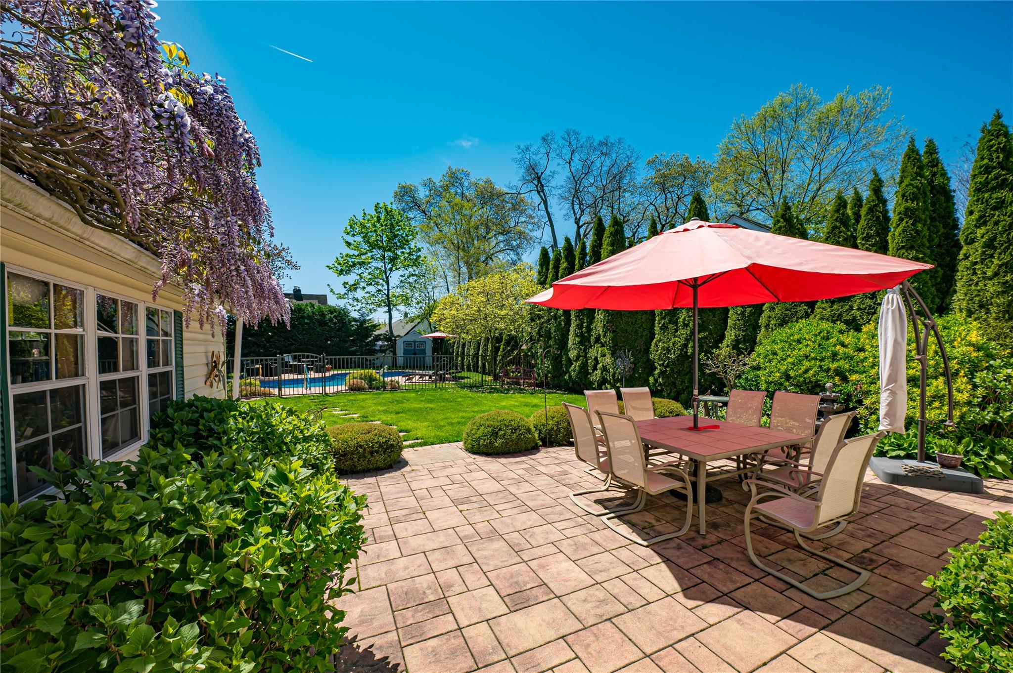 405 Linden Street, Bellmore, New York image 7