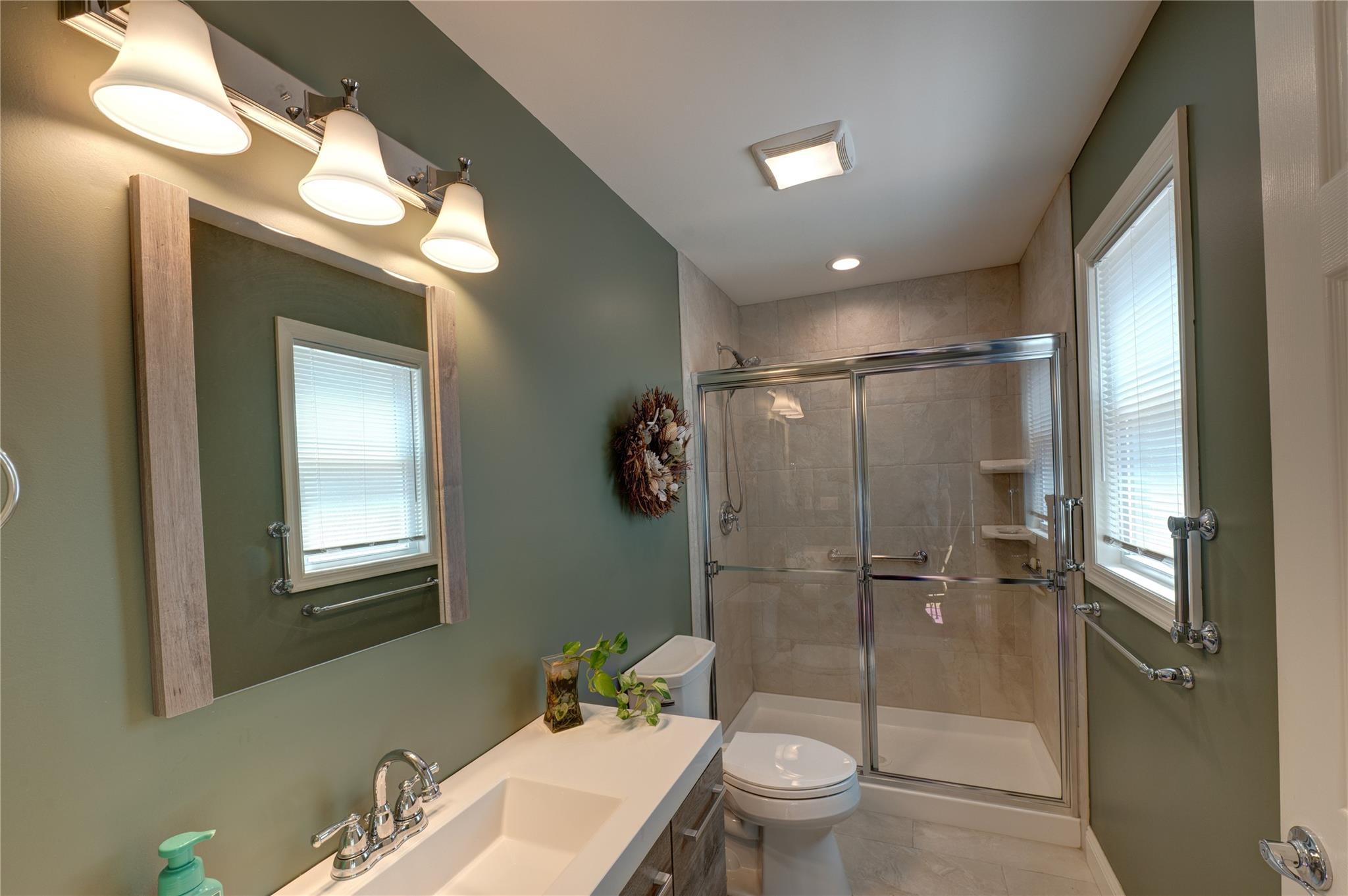 405 Linden Street, Bellmore, New York image 19