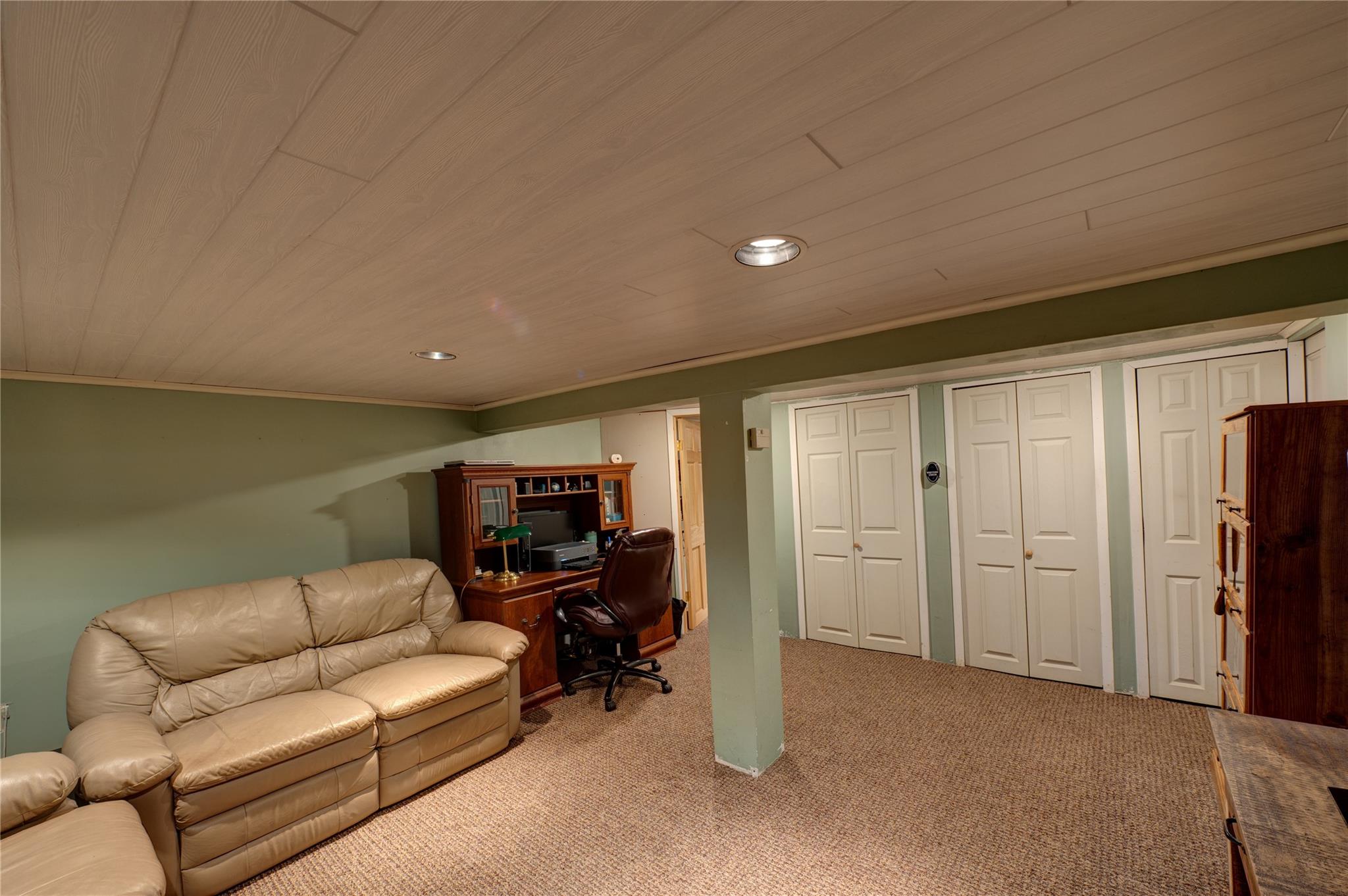 405 Linden Street, Bellmore, New York image 21