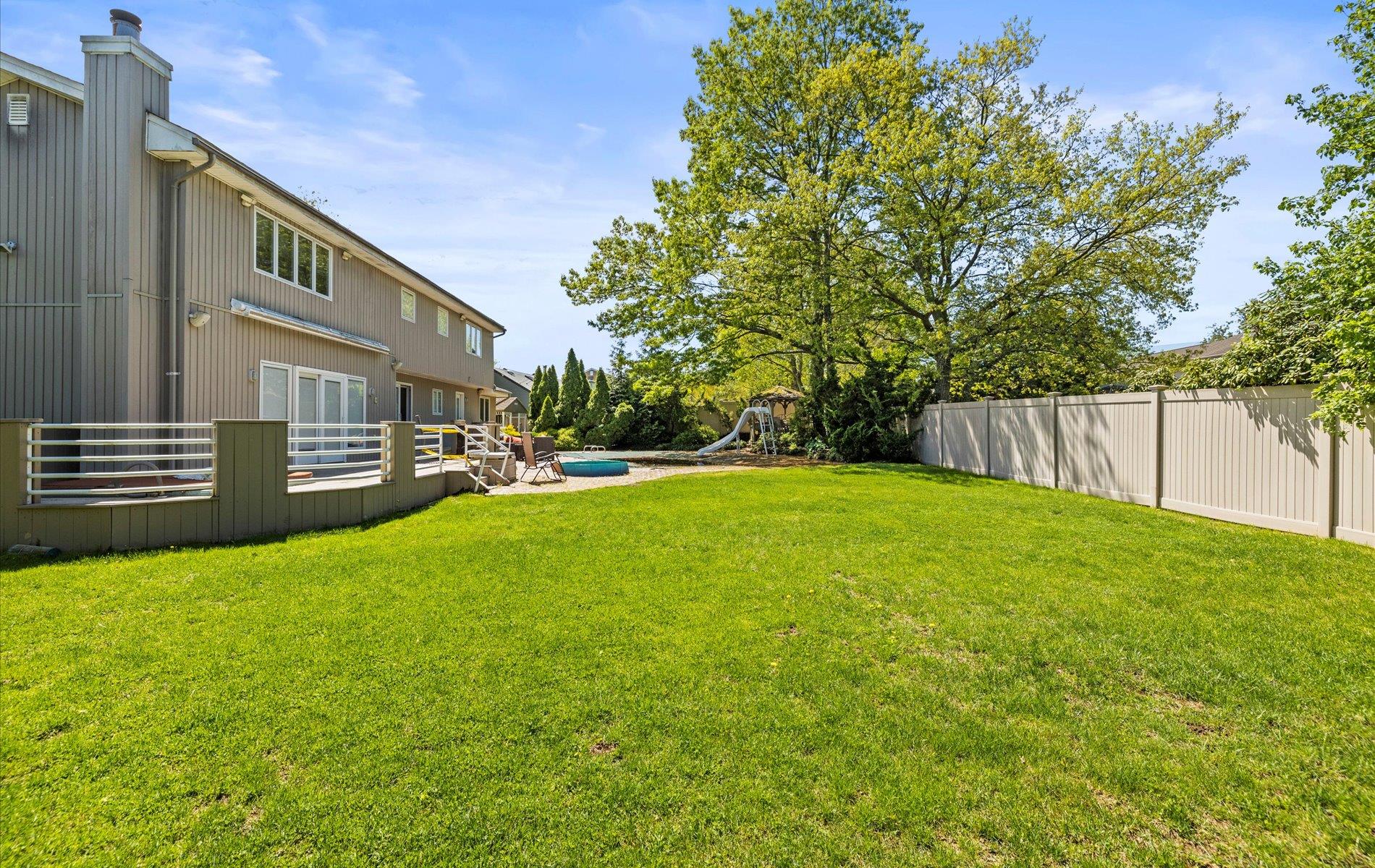 65 Annandale Road, Commack, New York image 25