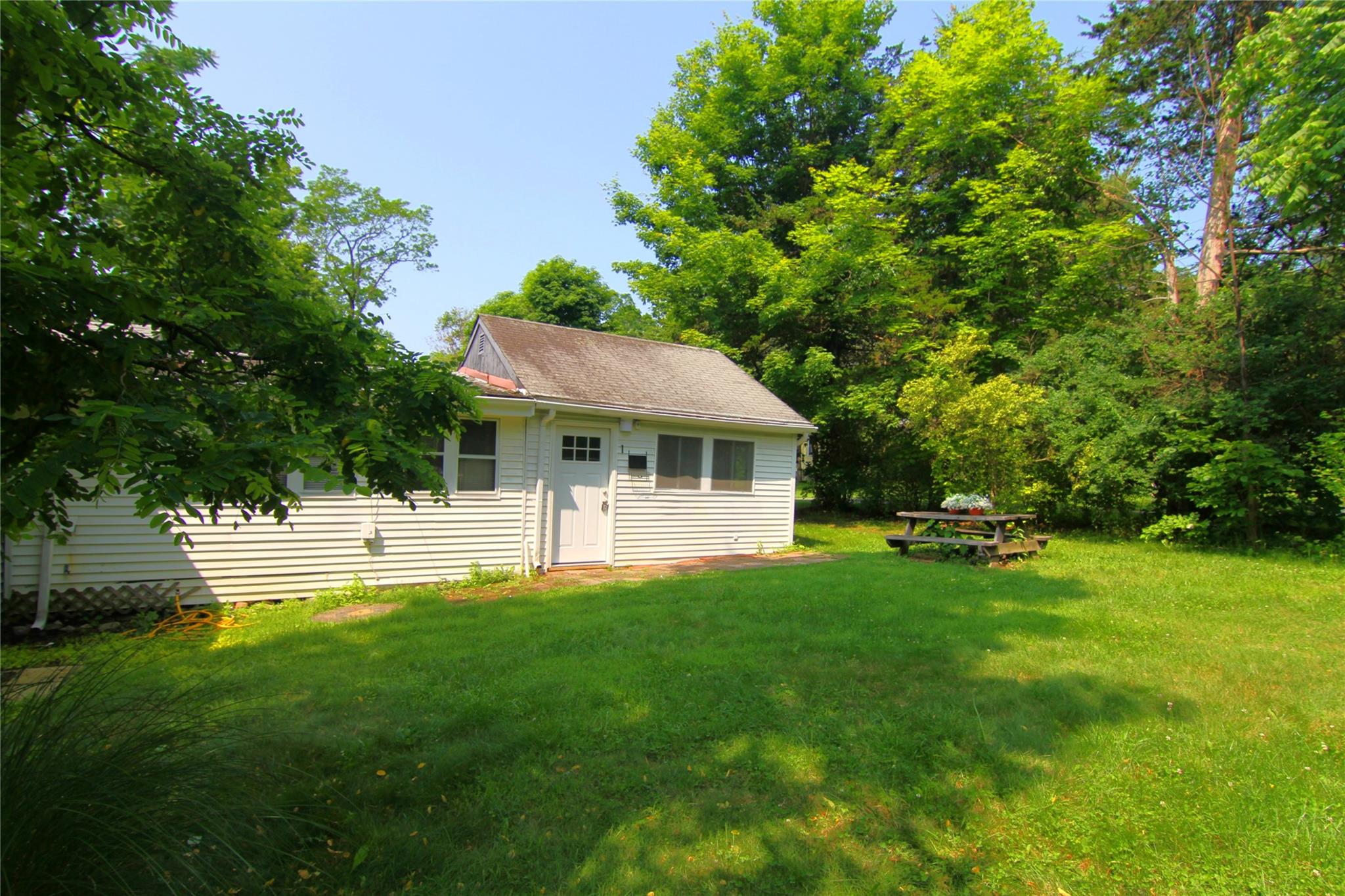 191 SYLVAN LAKE Road 1