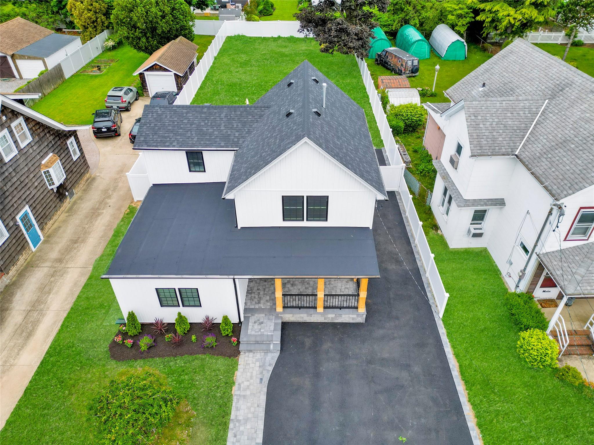 2614 Milburn Avenue, Baldwin, New York image 32