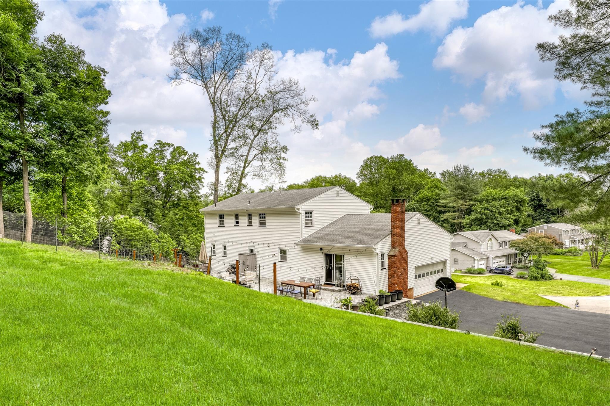 41 W Gate Road, Suffern, New York image 19