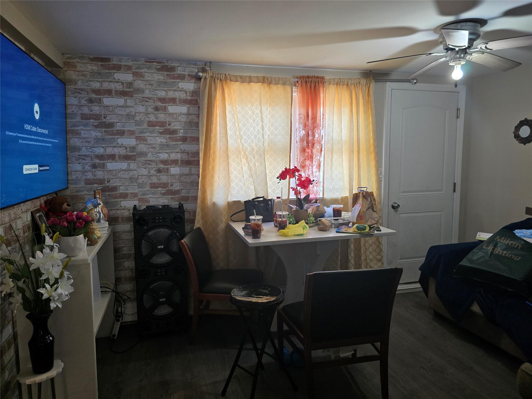 66 Pamela Lane, Brentwood, New York image 4