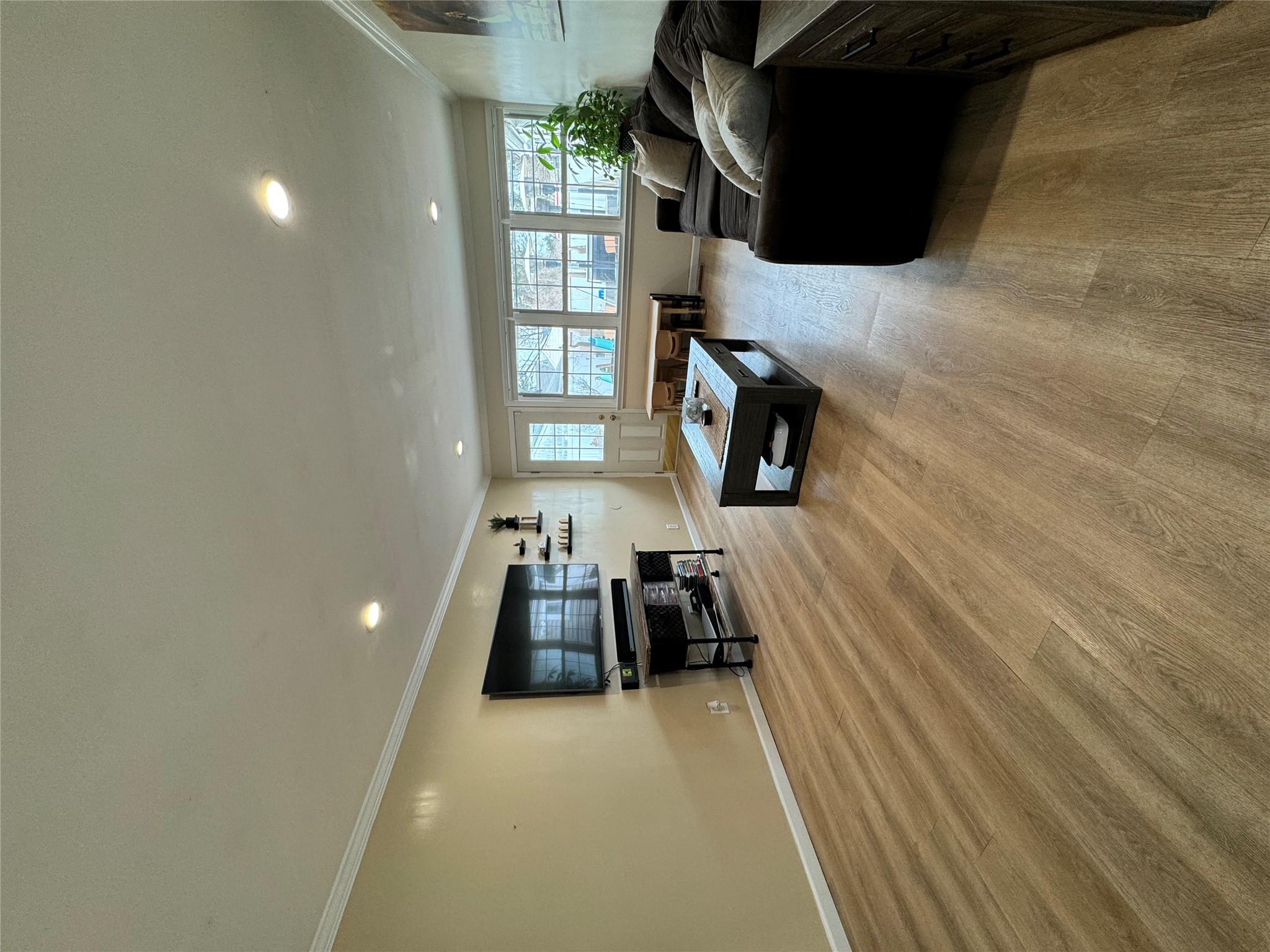 1 Mercadante Place, Glen Cove, New York image 3