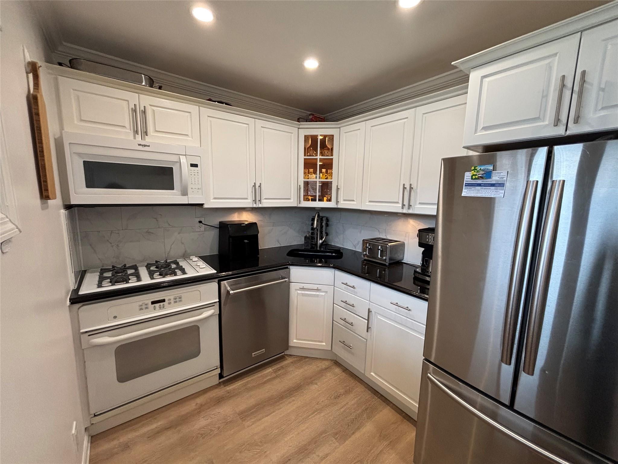 1 Mercadante Place, Glen Cove, New York image 13