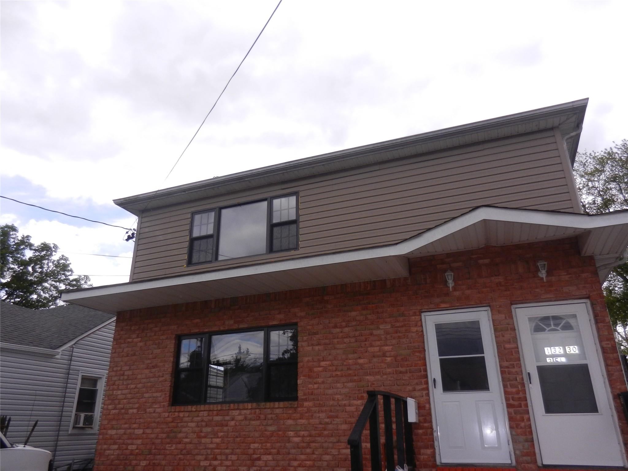 Rental Property at 156th Street, Jamaica, Queens, NY - Bedrooms: 3 
Bathrooms: 2 
Rooms: 8  - $3,200 MO.