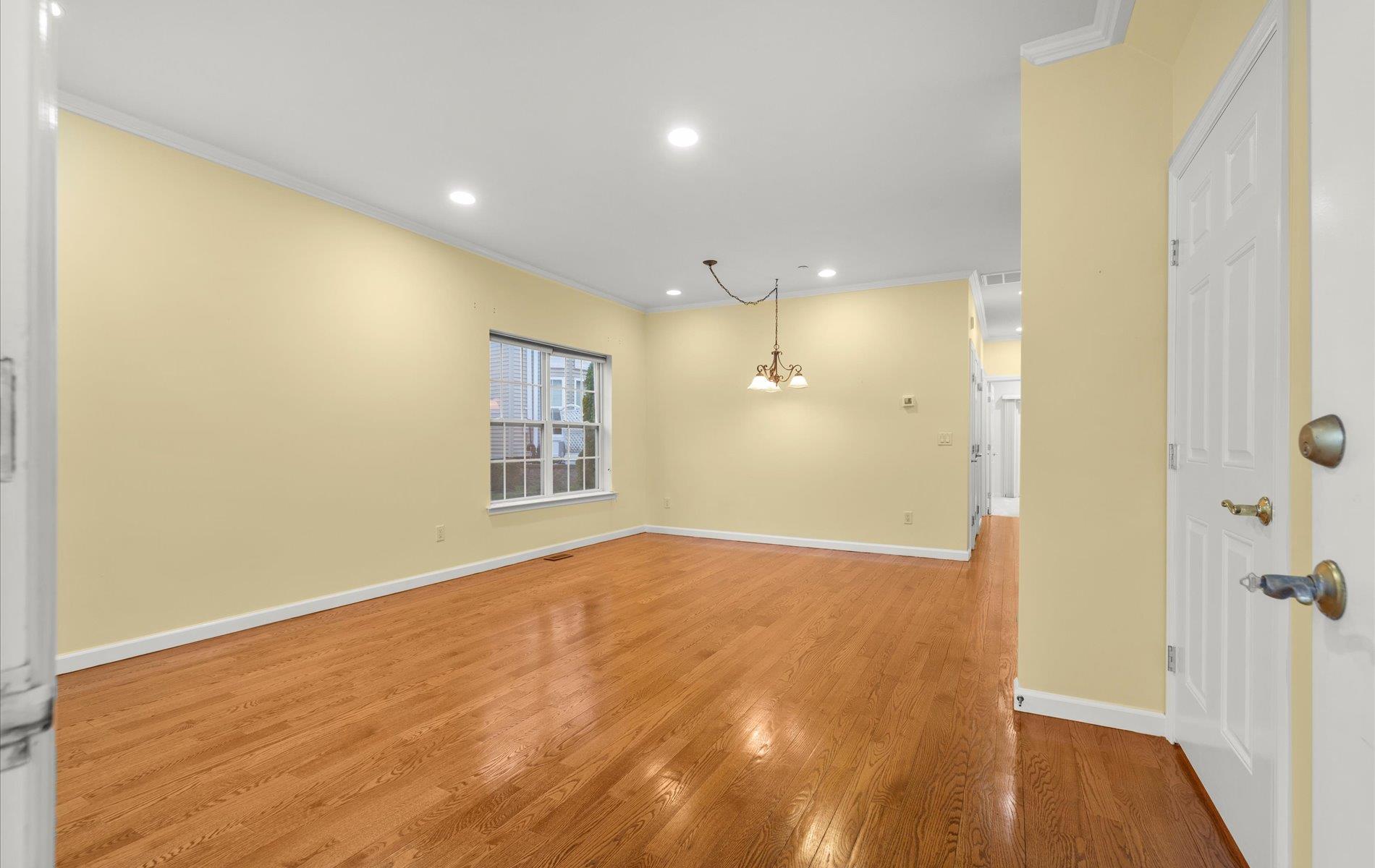 398 Spring Drive, East Meadow, New York image 6