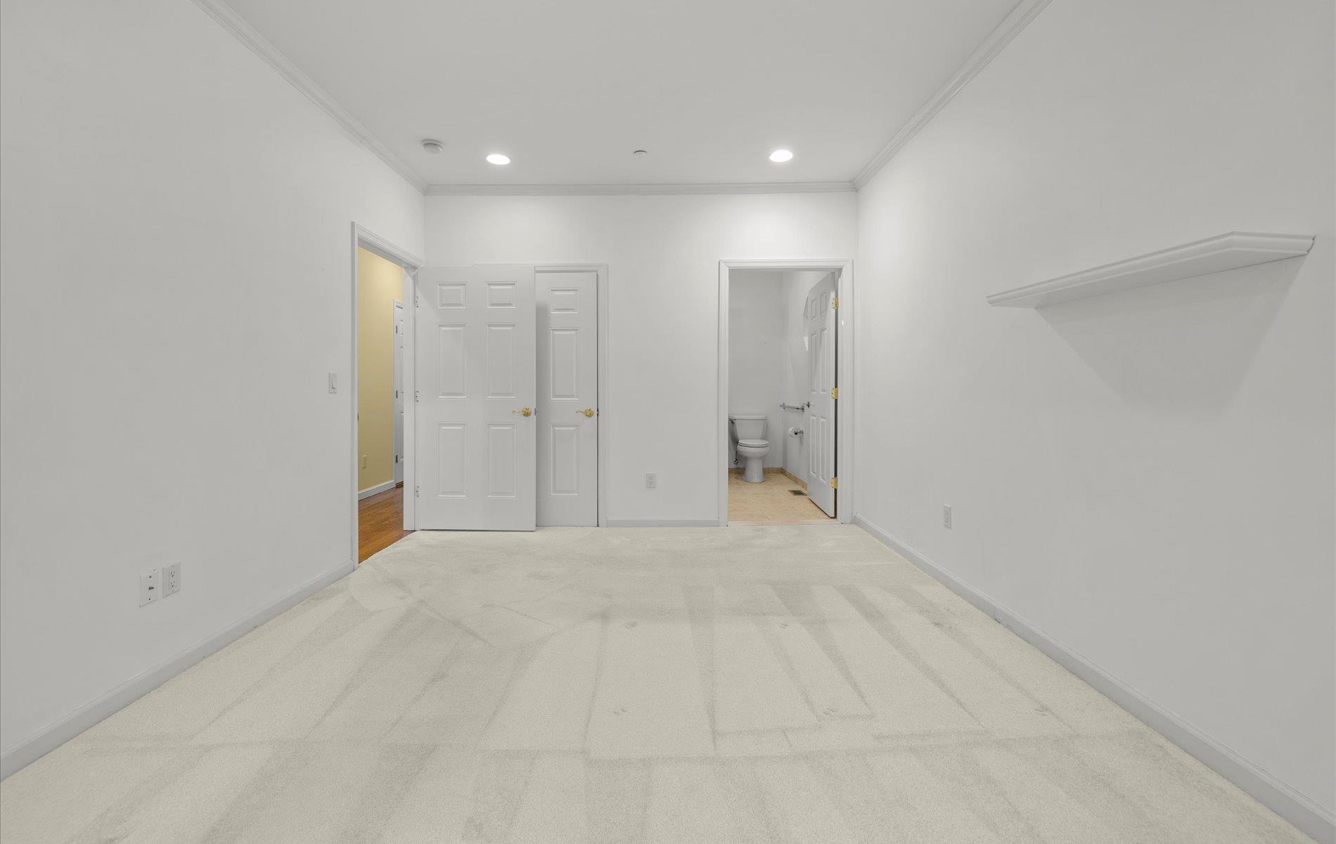 398 Spring Drive, East Meadow, New York image 14