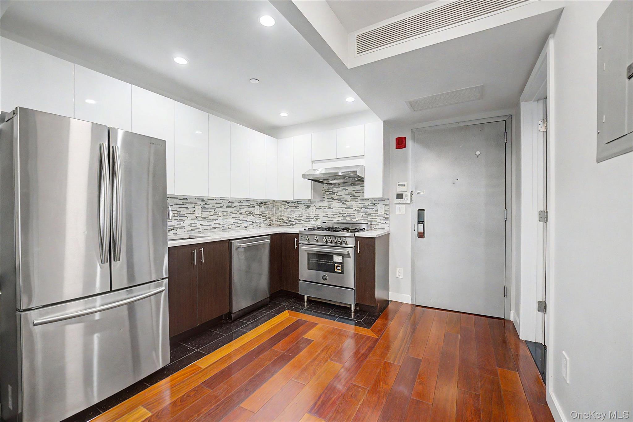 142-38 37th Ave 4H