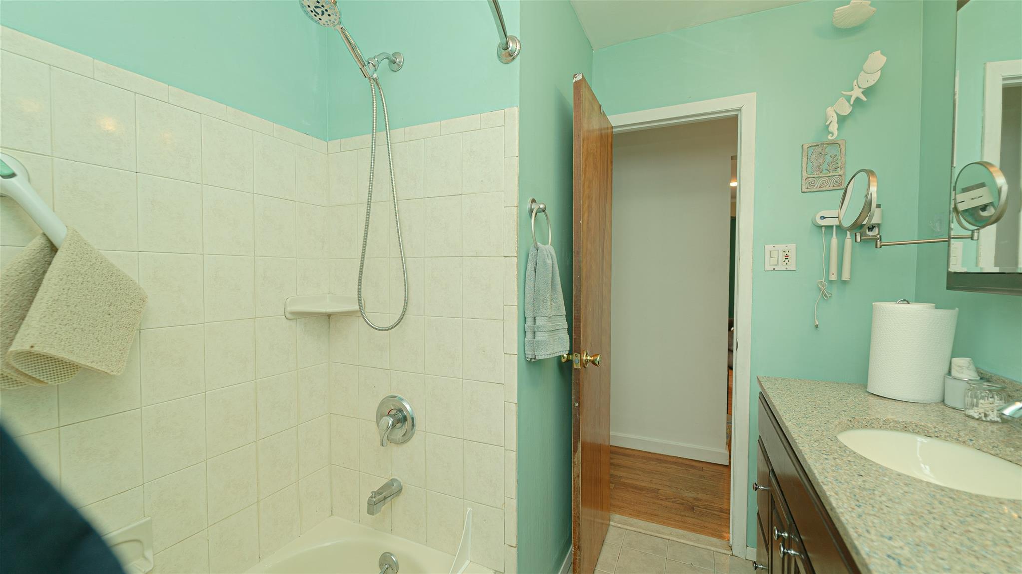 218 12th Avenue, West Babylon, New York image 14