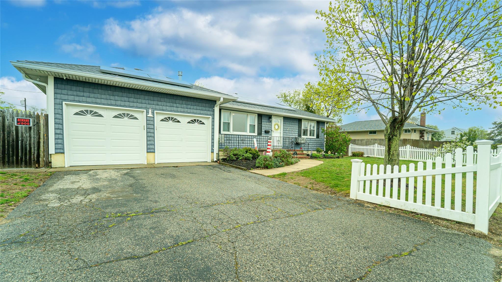 218 12th Avenue, West Babylon, New York image 2