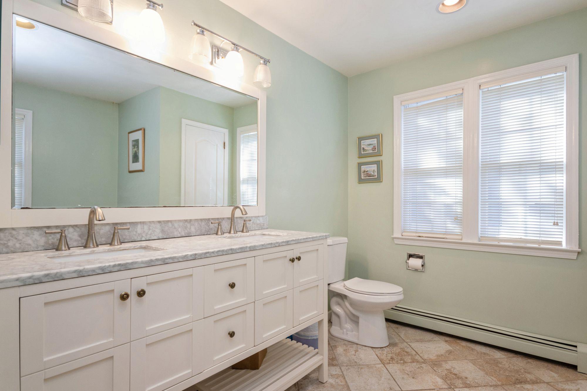 7 Deer Ridge, Millwood, New York image 17