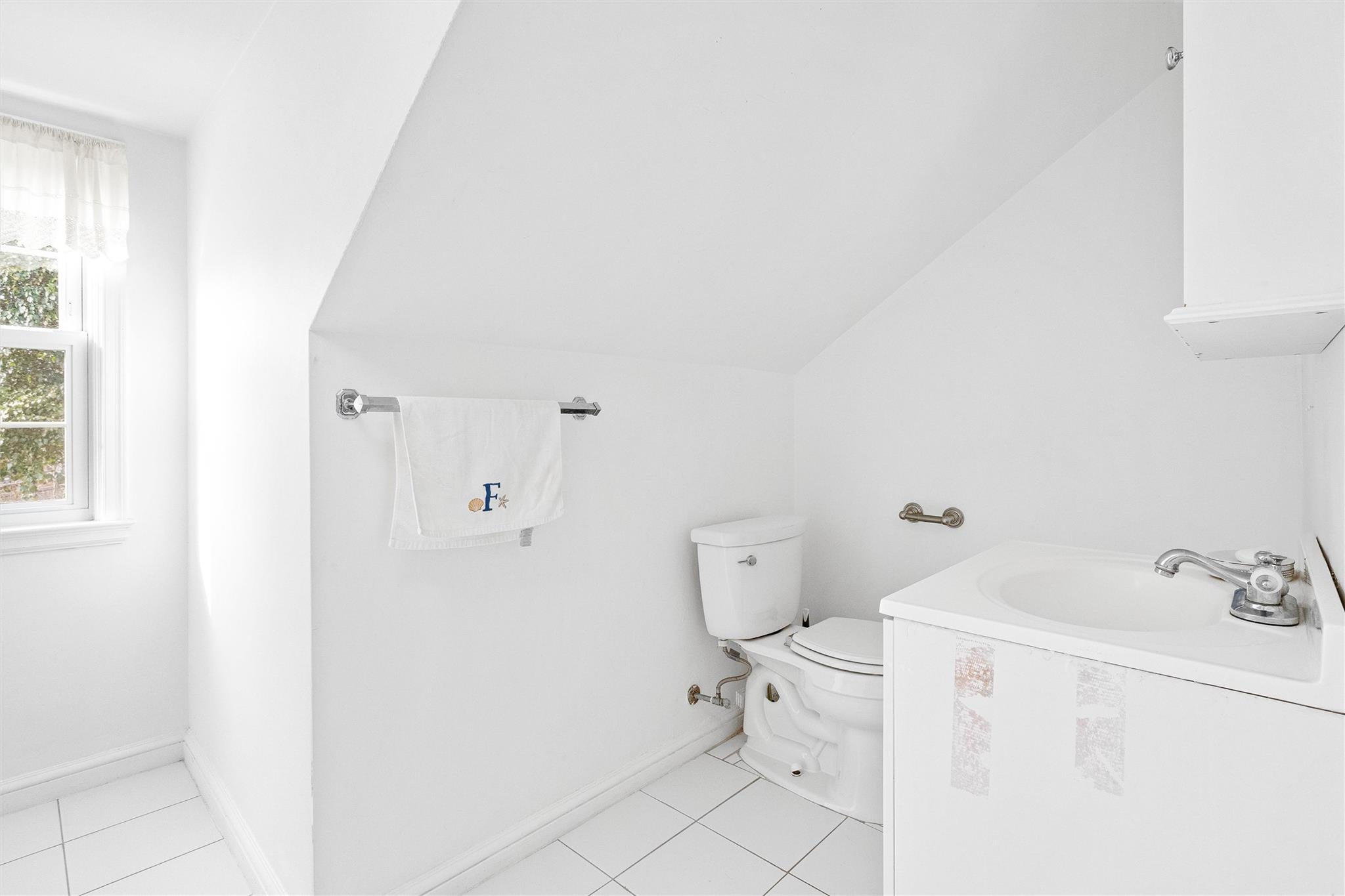 5 Locust Street, Elmsford, New York image 38