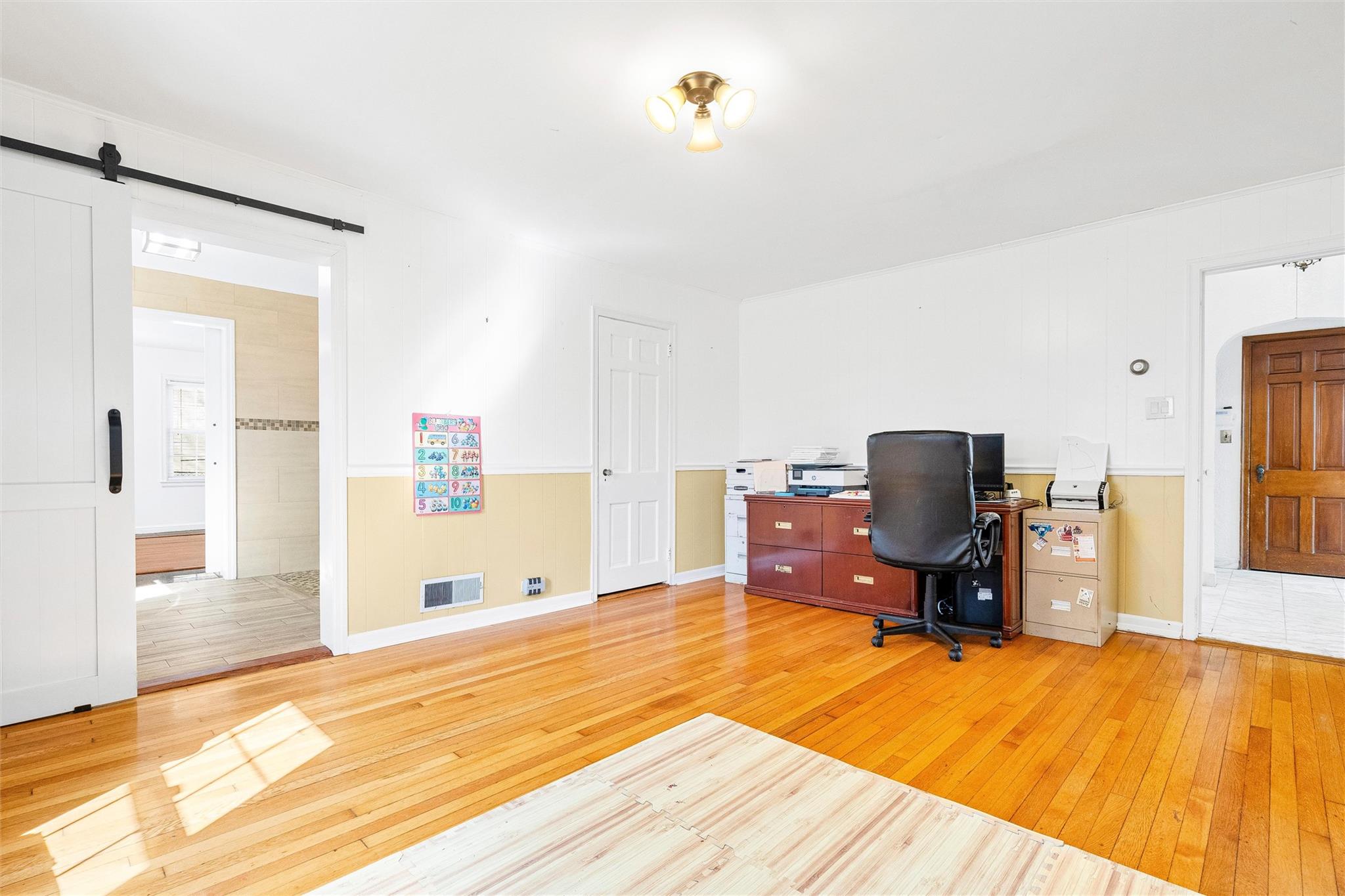 5 Locust Street, Elmsford, New York image 25