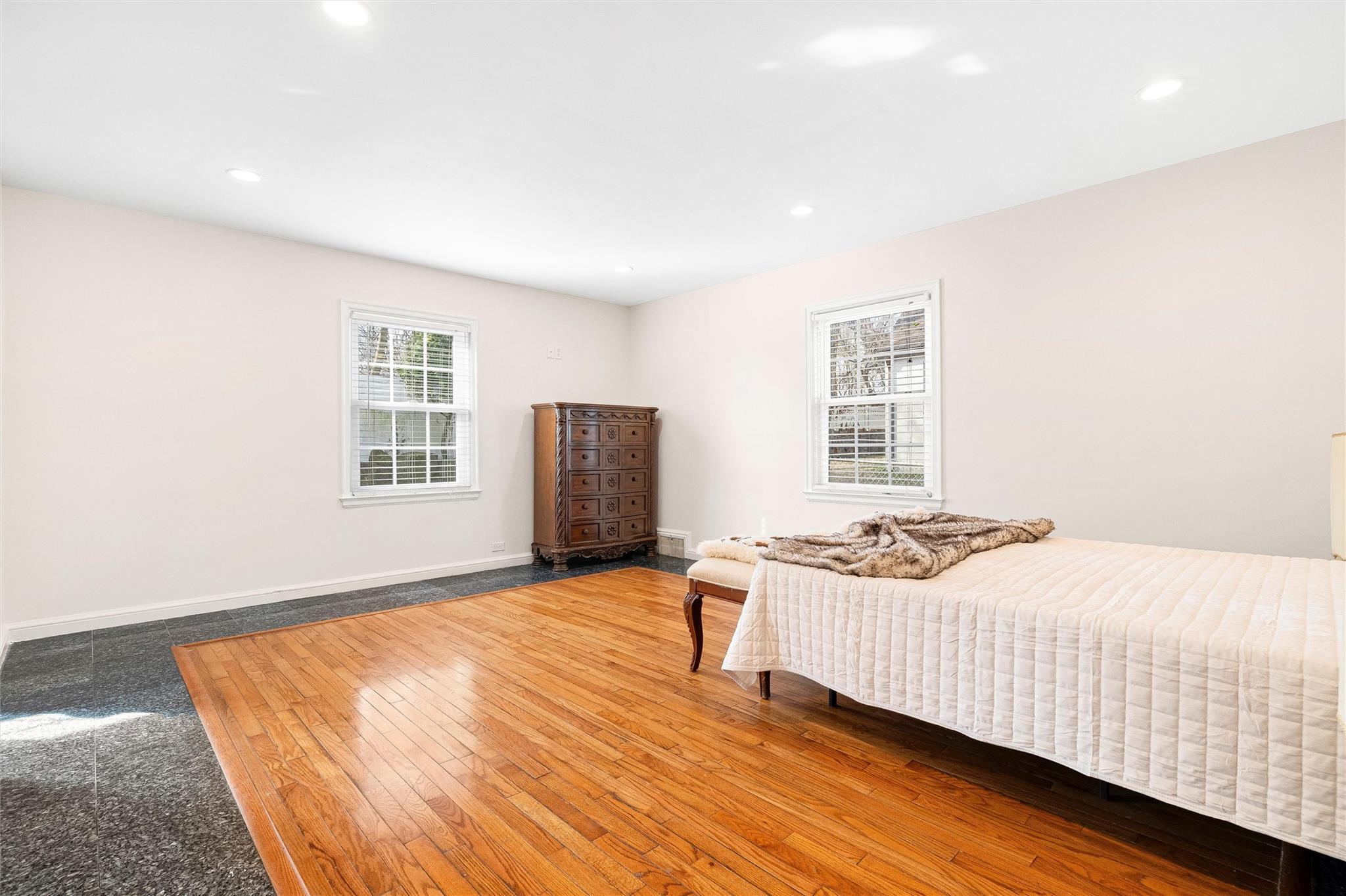 5 Locust Street, Elmsford, New York image 32