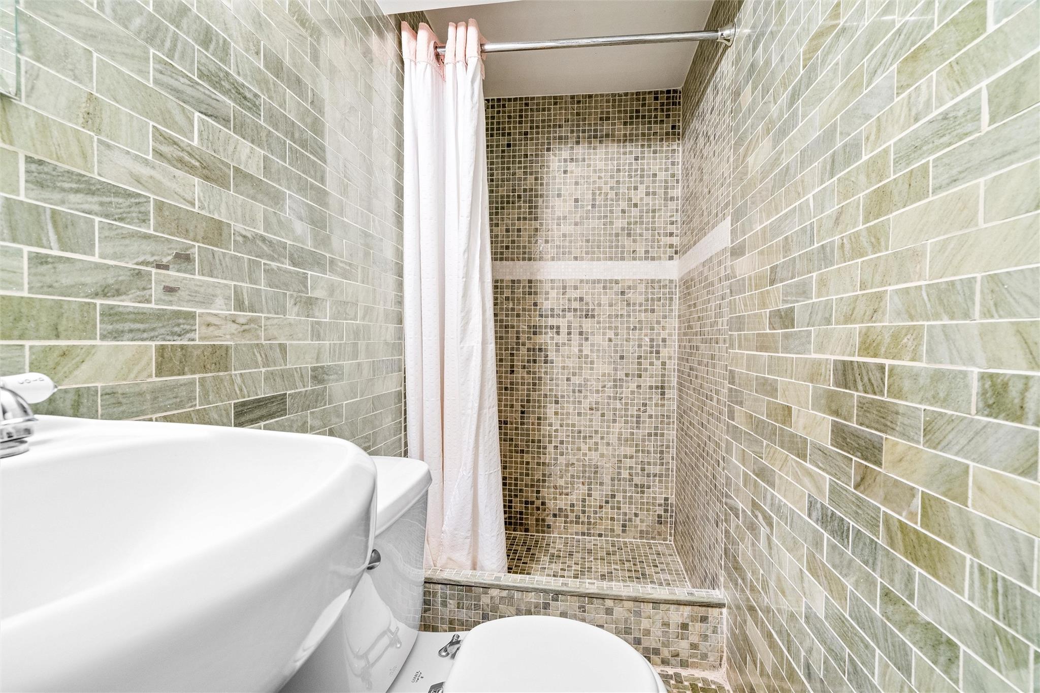 5 Locust Street, Elmsford, New York image 47