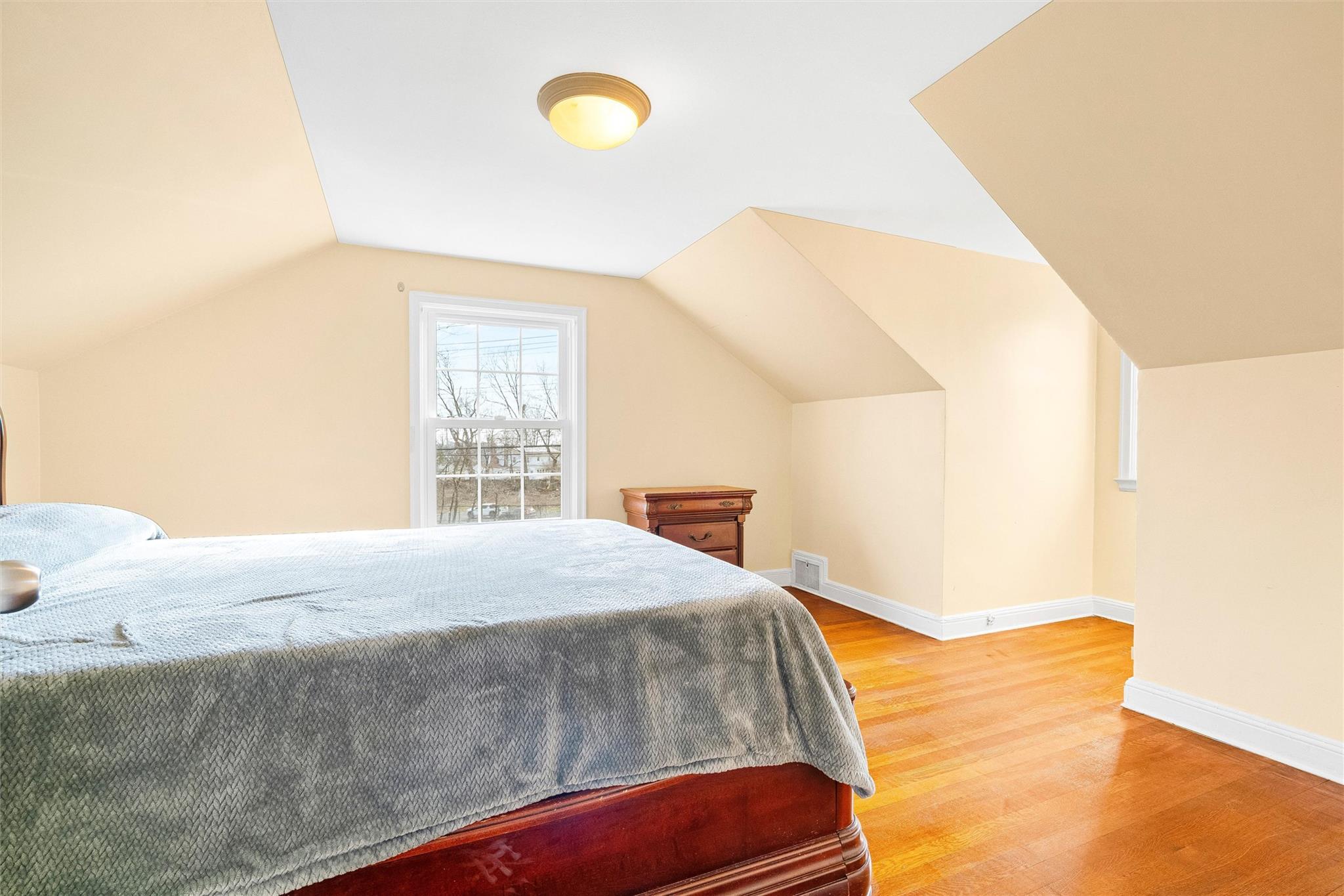 5 Locust Street, Elmsford, New York image 41