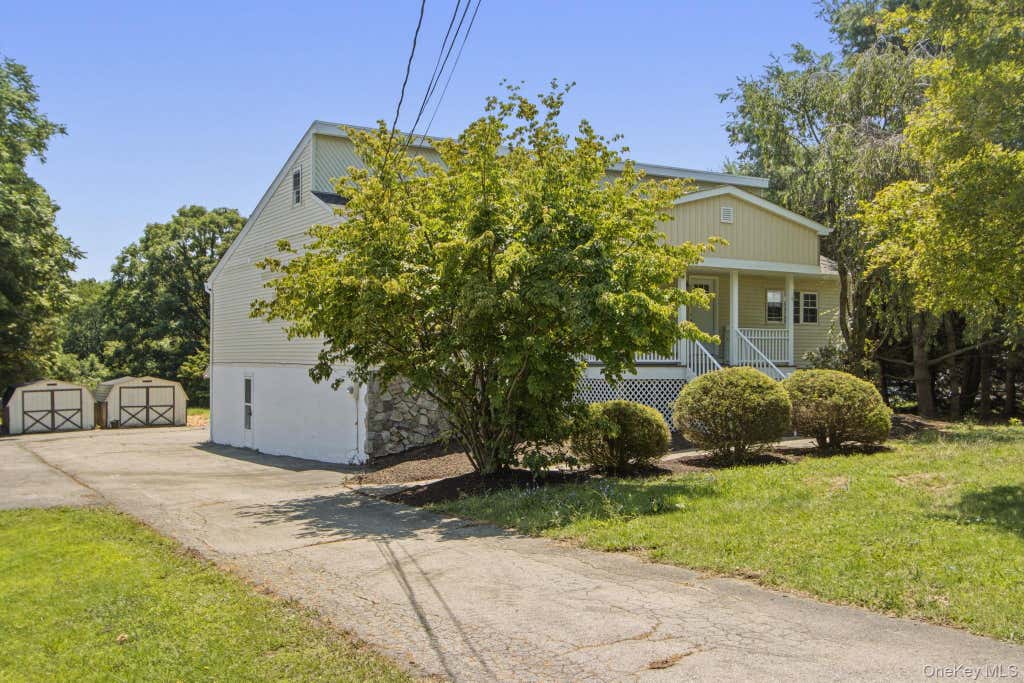 Photo of 83 Smith Road, Poughkeepsie, NY 12603 (MLS # 1030561)