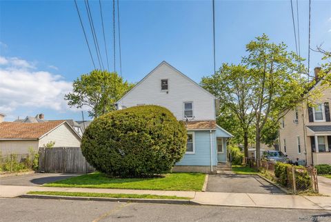 Multifamily For Sale - 34 Mervin Street<br/> Inwood, NY 11096