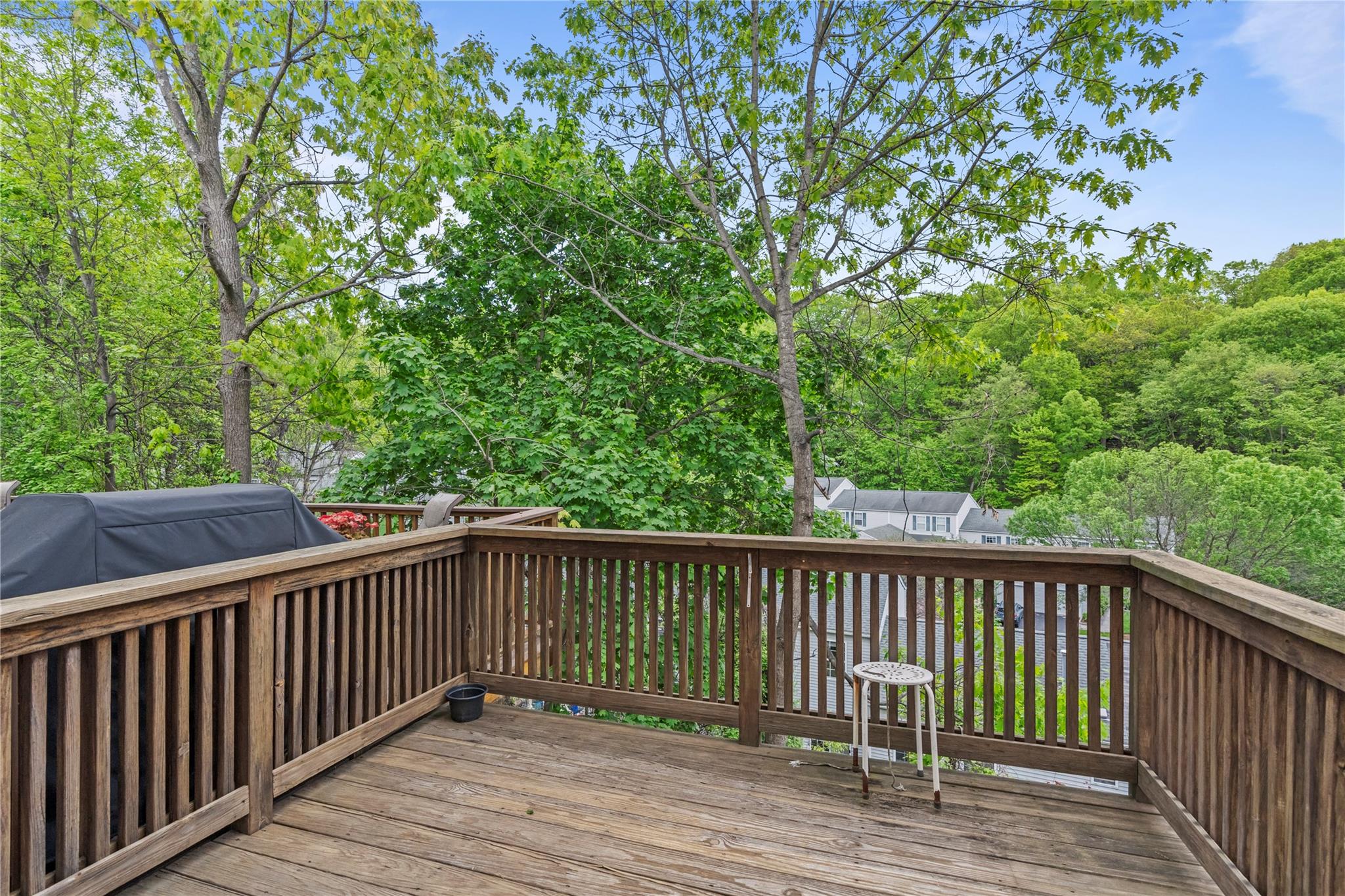 1006 Brentwood Drive, Tarrytown, New York image 31
