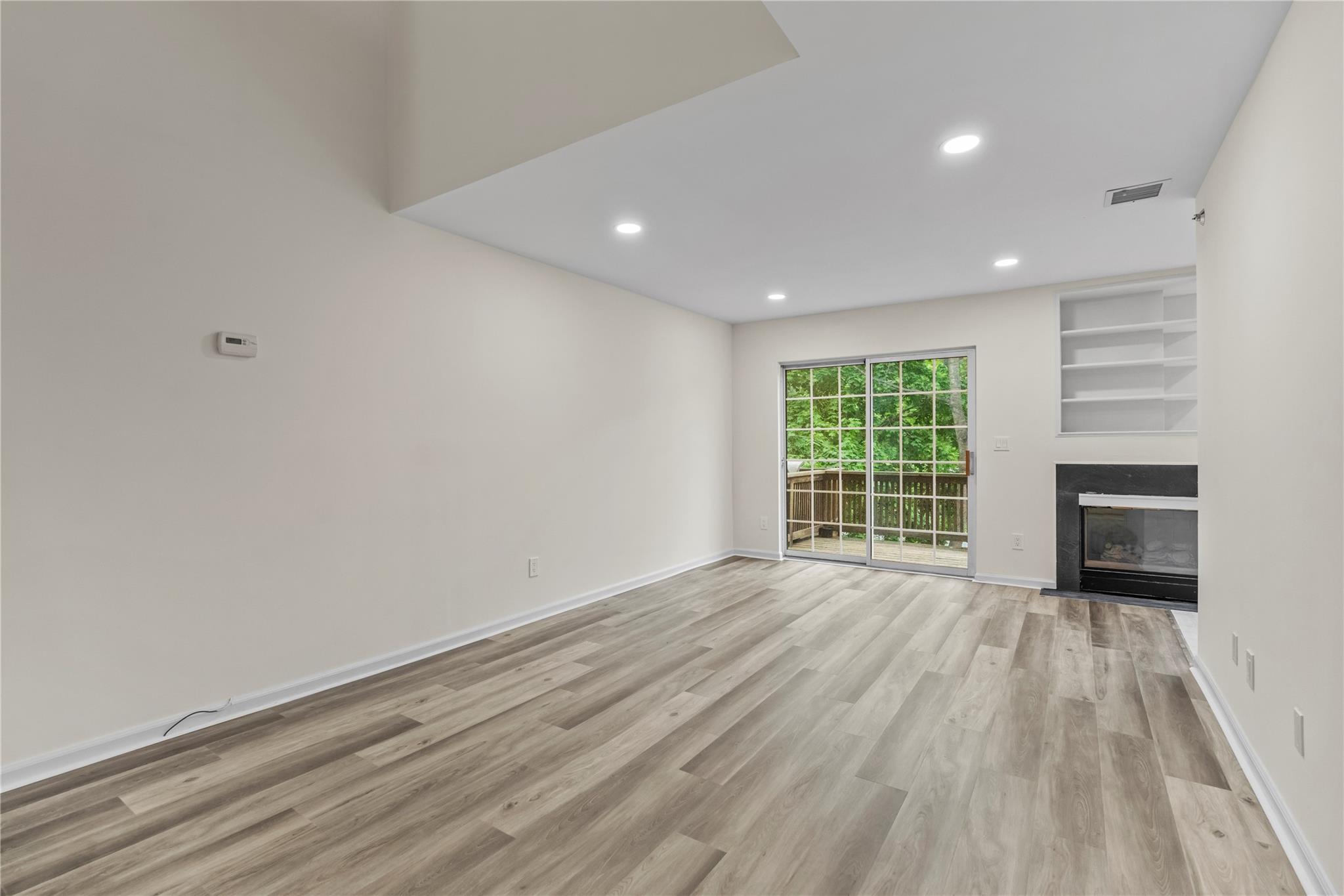 1006 Brentwood Drive