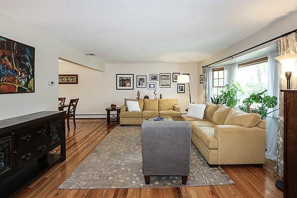 40 Winthrop Drive, Woodbury, New York image 6