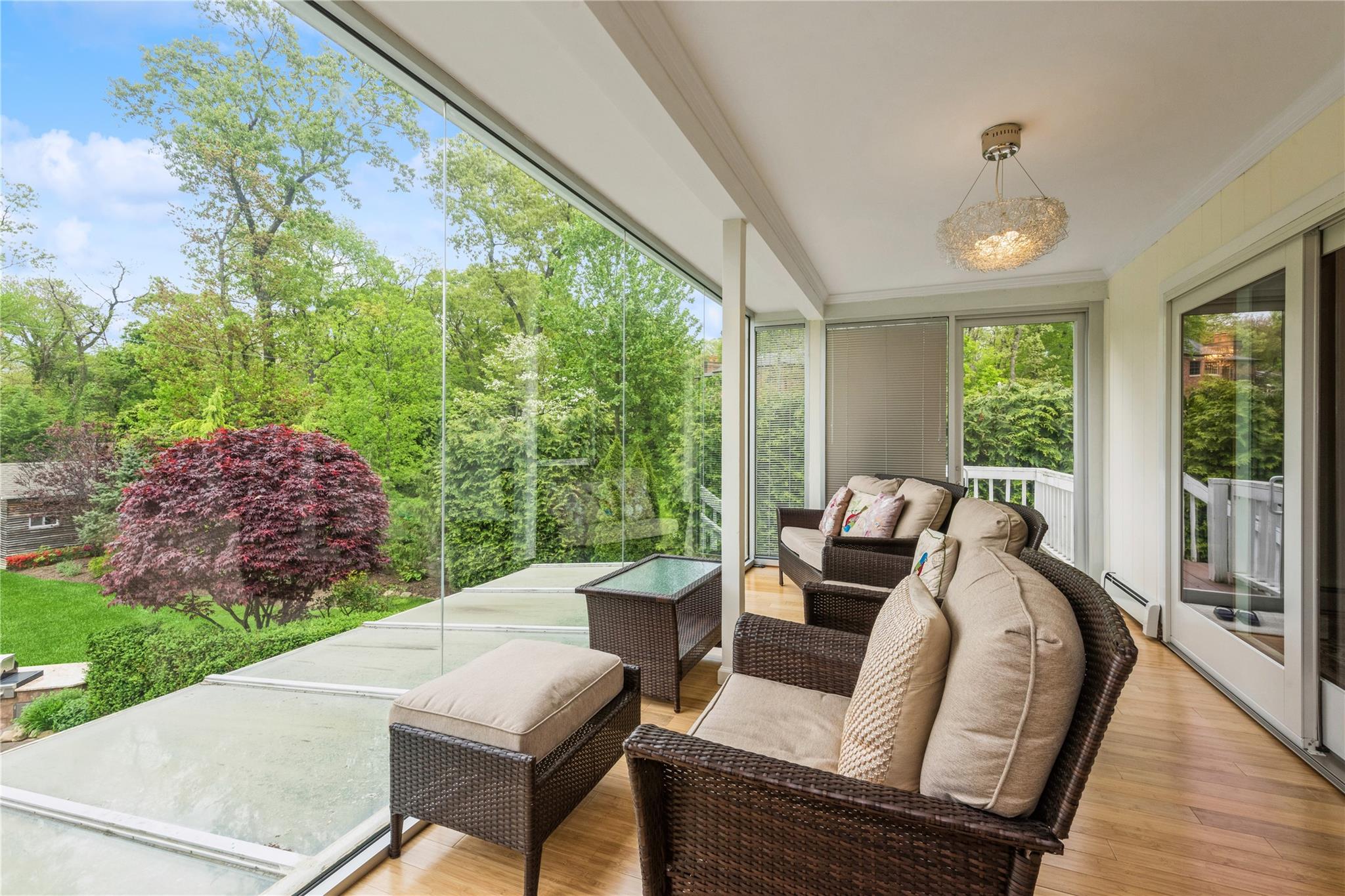 3 Lori Ct, Woodbury, New York image 11