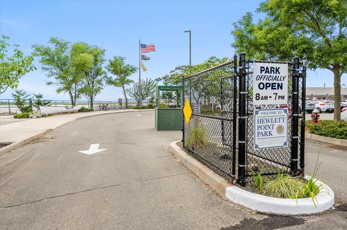 33 Wellfleet Road, East Rockaway, New York image 31