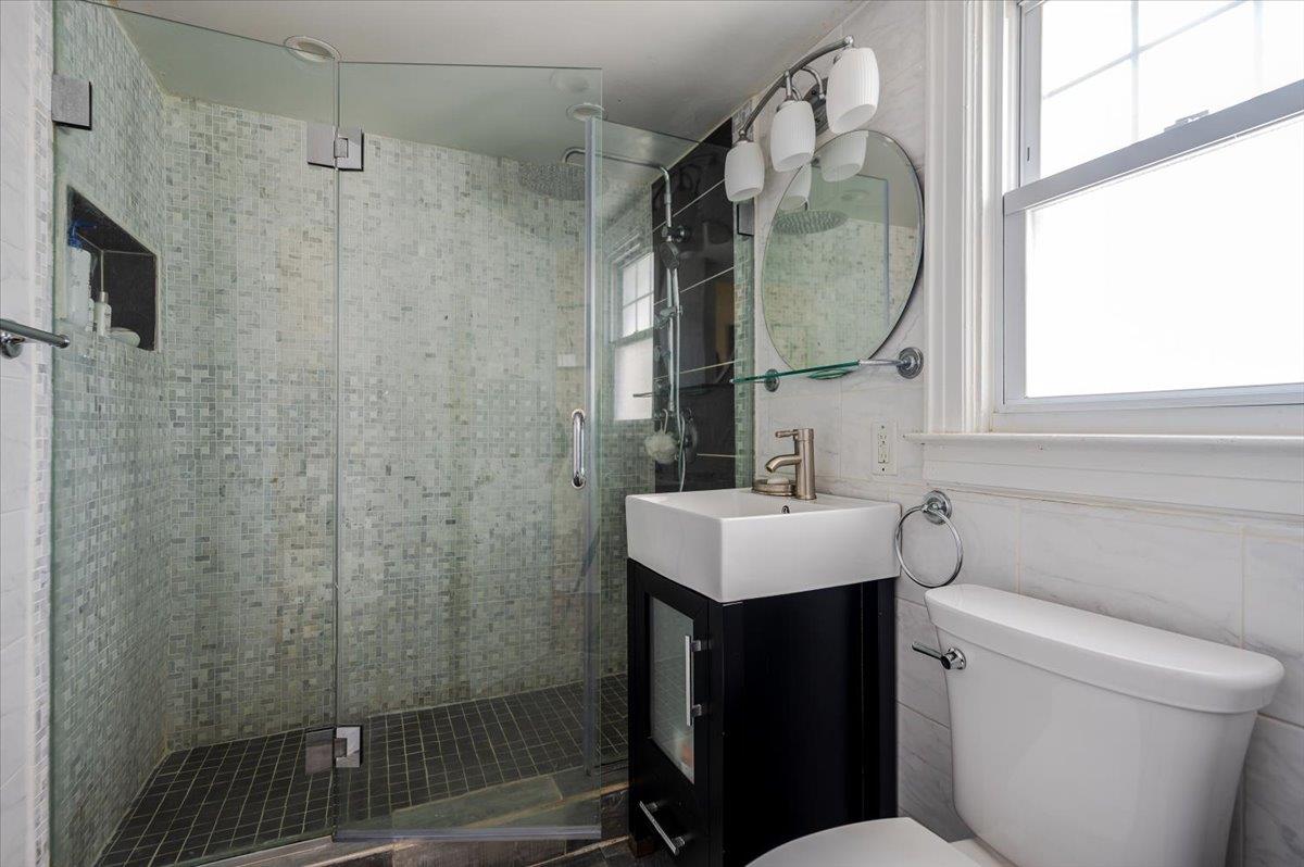33 Wellfleet Road, East Rockaway, New York image 18