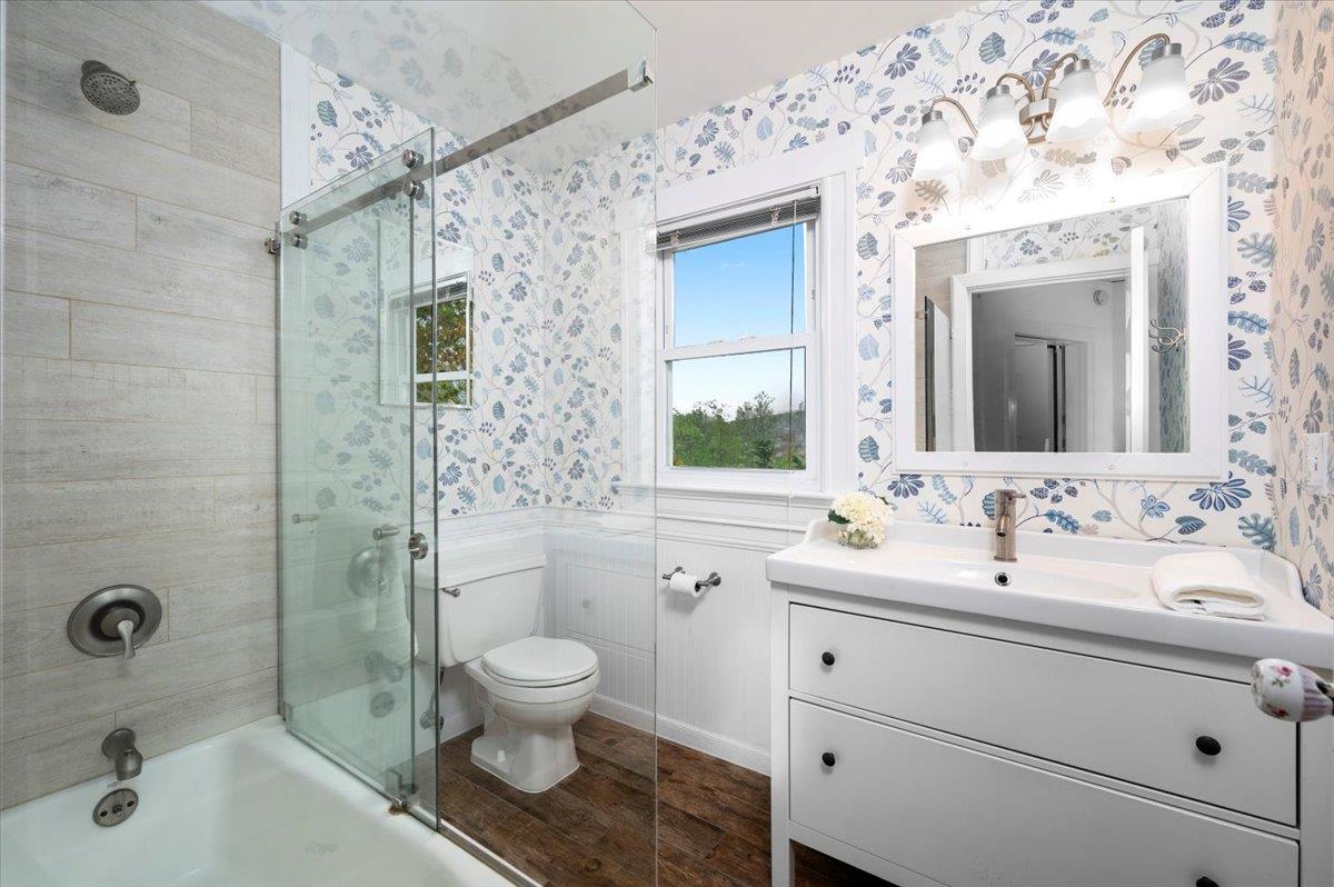 28 N Farragut Circle, New Rochelle, Florida image 17