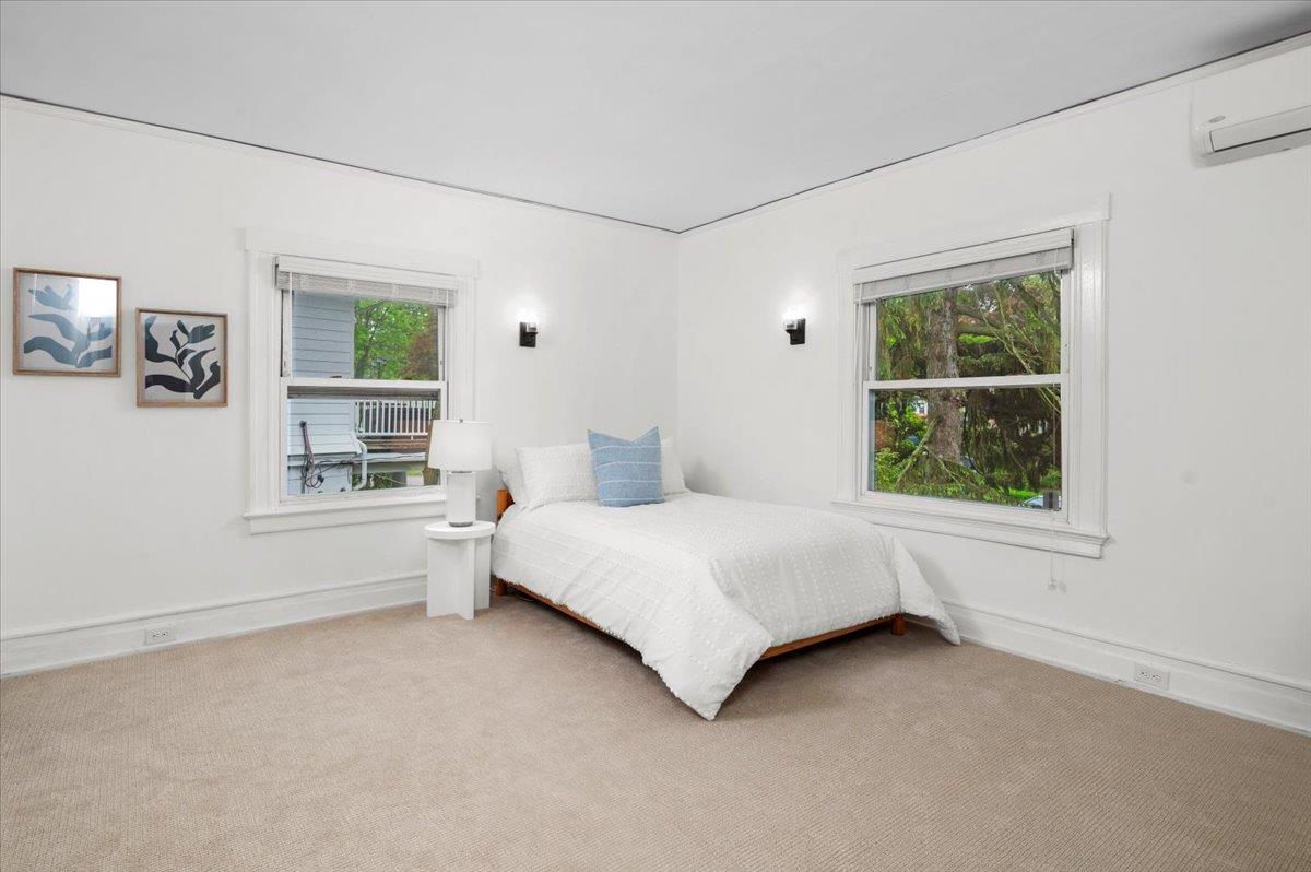 28 N Farragut Circle, New Rochelle, Florida image 19