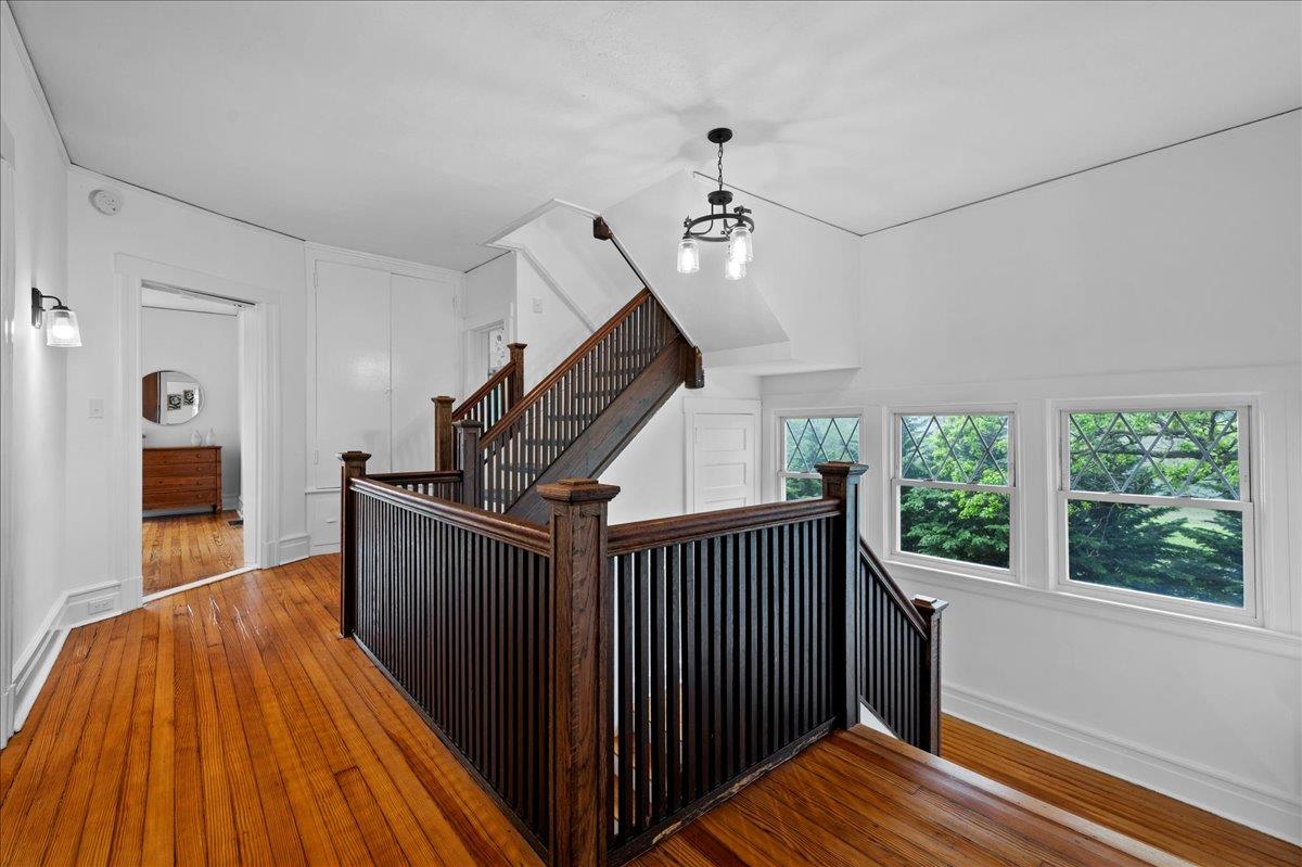 28 N Farragut Circle, New Rochelle, Florida image 12