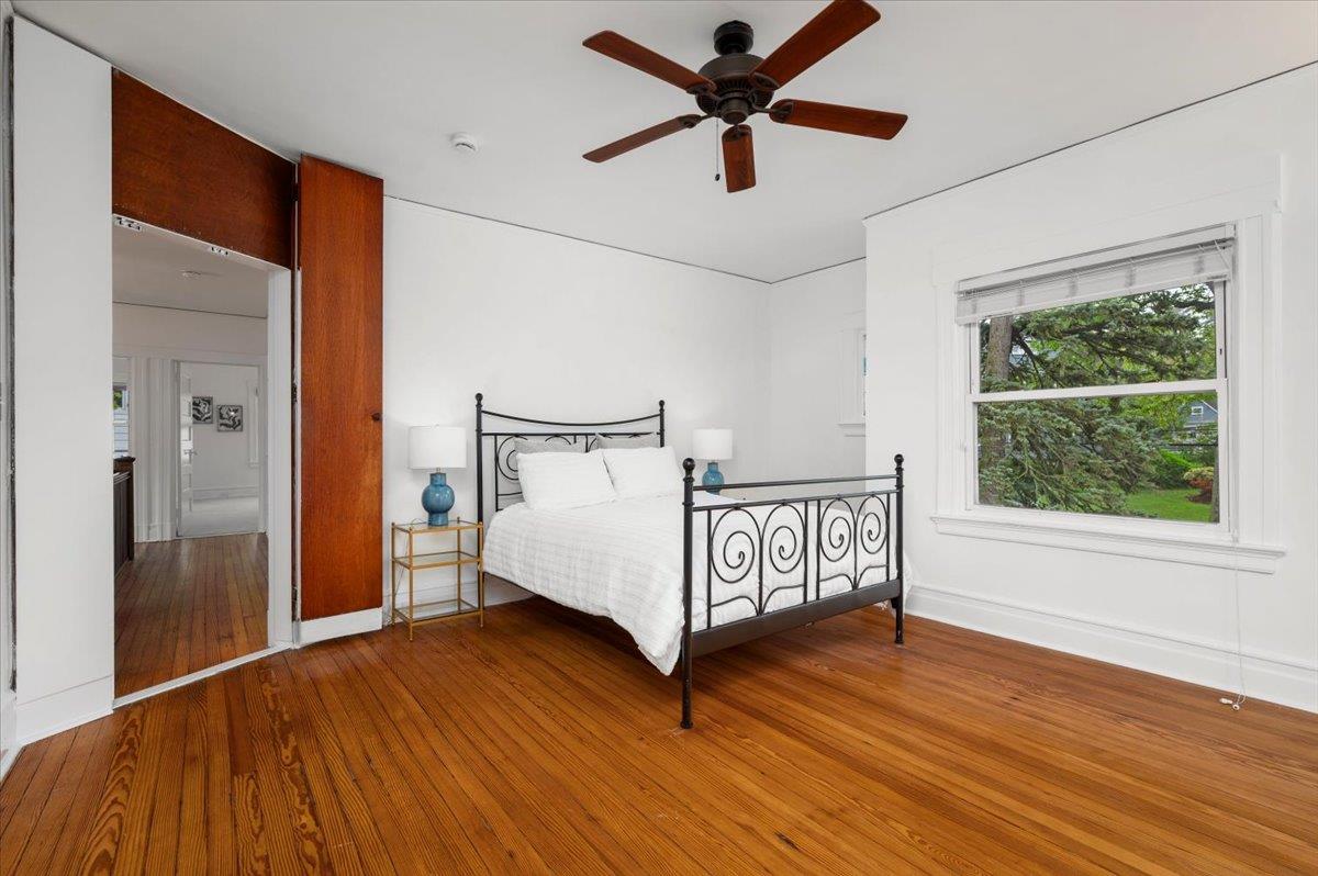 28 N Farragut Circle, New Rochelle, Florida image 14