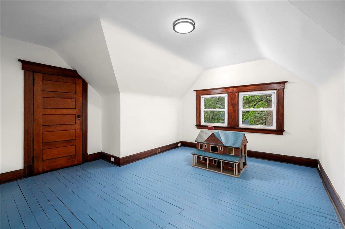 28 N Farragut Circle, New Rochelle, Florida image 21
