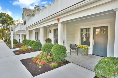 Condo For Rent - 470 Main Street #11<br/> Armonk, NY 10504