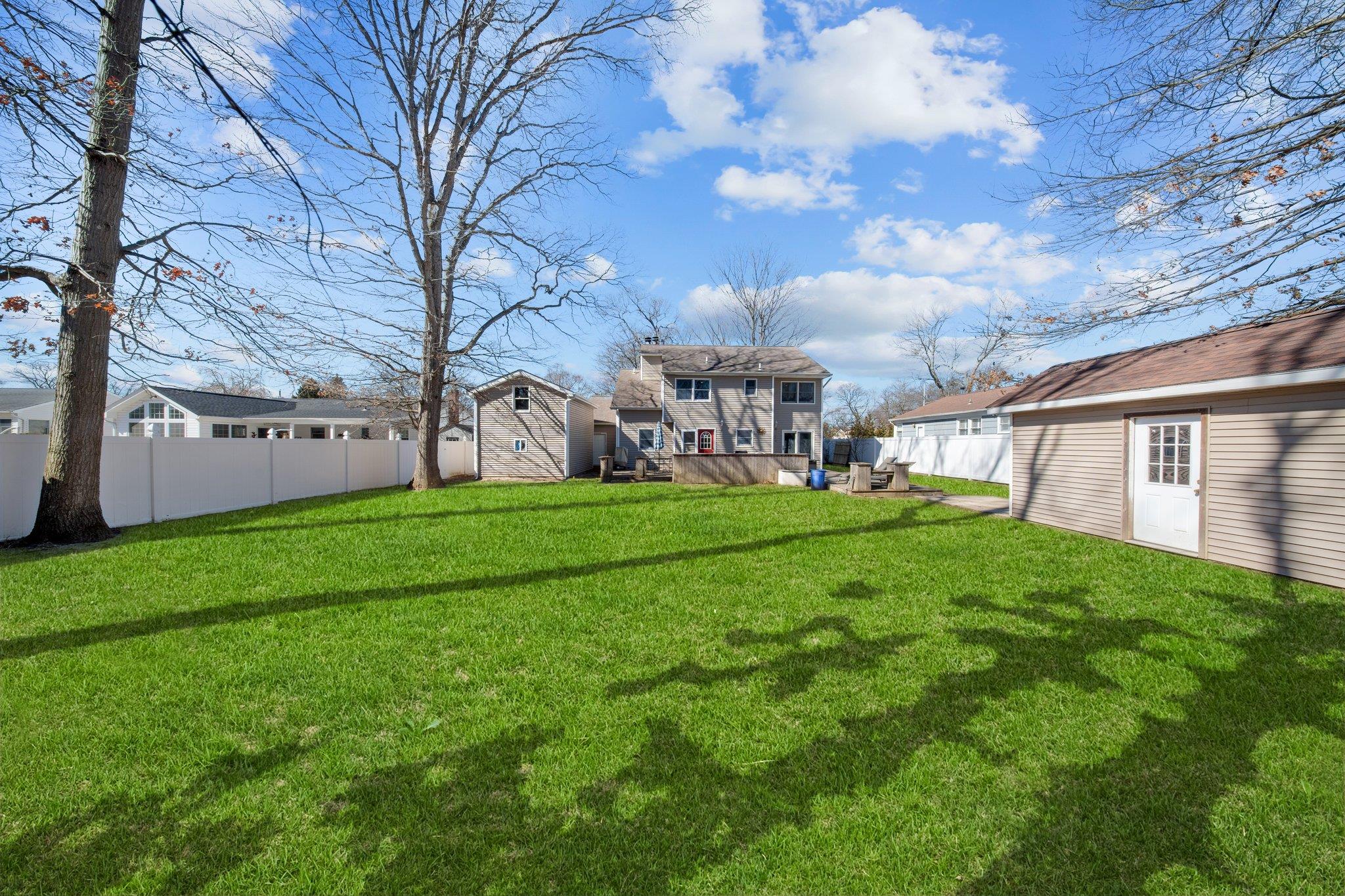 39 Penny Street, West Islip, New York image 19