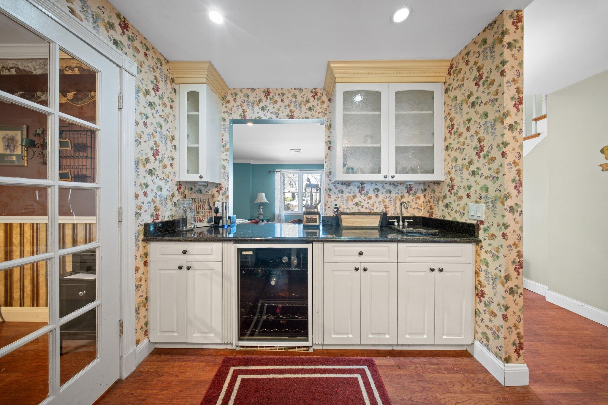 39 Penny Street, West Islip, New York image 6