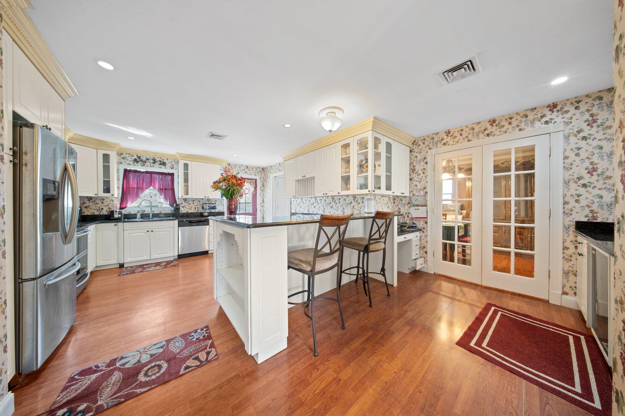 39 Penny Street, West Islip, New York image 4