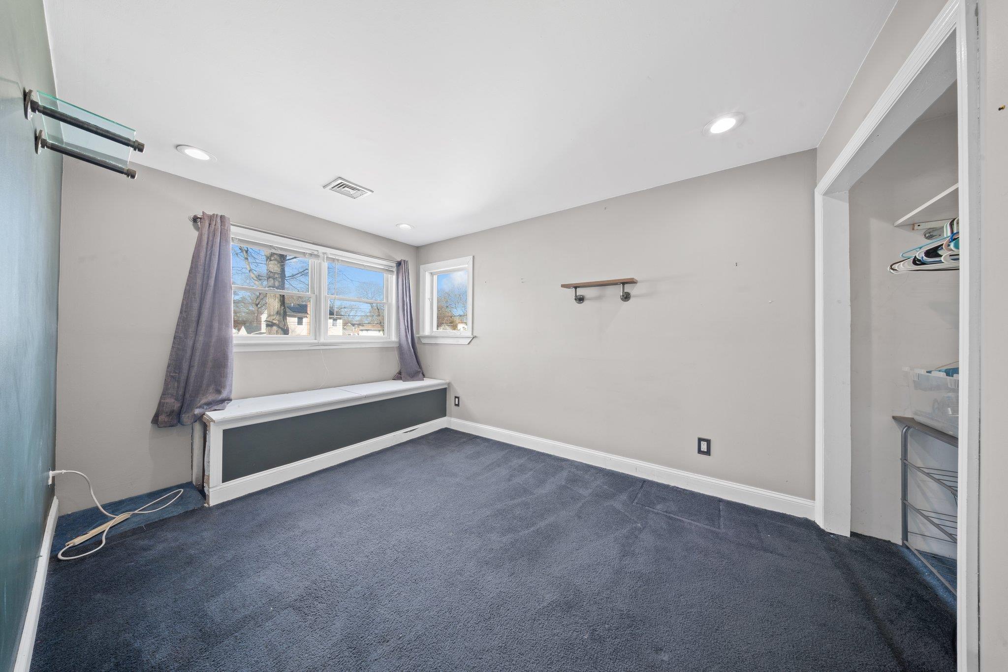 39 Penny Street, West Islip, New York image 15