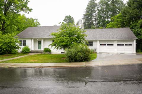 Homes For Rent - 46 Barnard Avenue<br/> Poughkeepsie, NY 12601