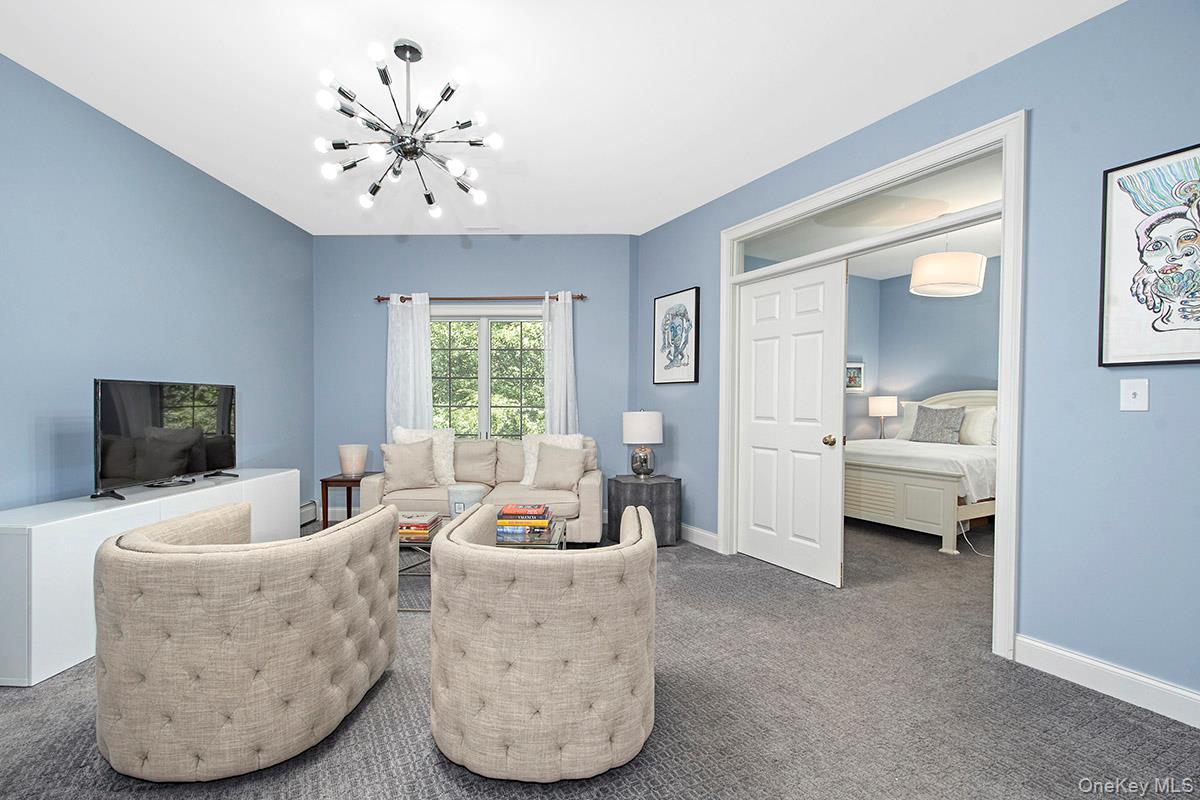 Brewster, New York 10509, United States, 5 Bedrooms Bedrooms, ,6 BathroomsBathrooms,Residential,Pending,199616