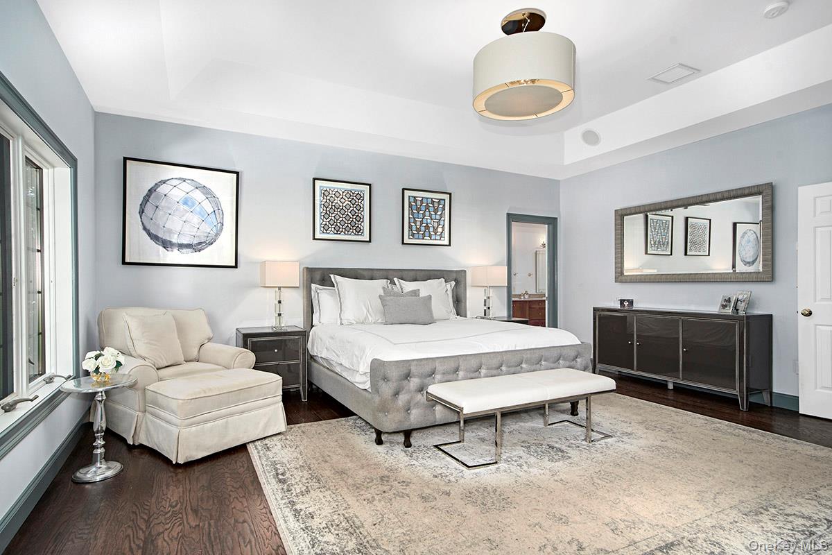 Brewster, New York 10509, United States, 5 Bedrooms Bedrooms, ,6 BathroomsBathrooms,Residential,Pending,199616