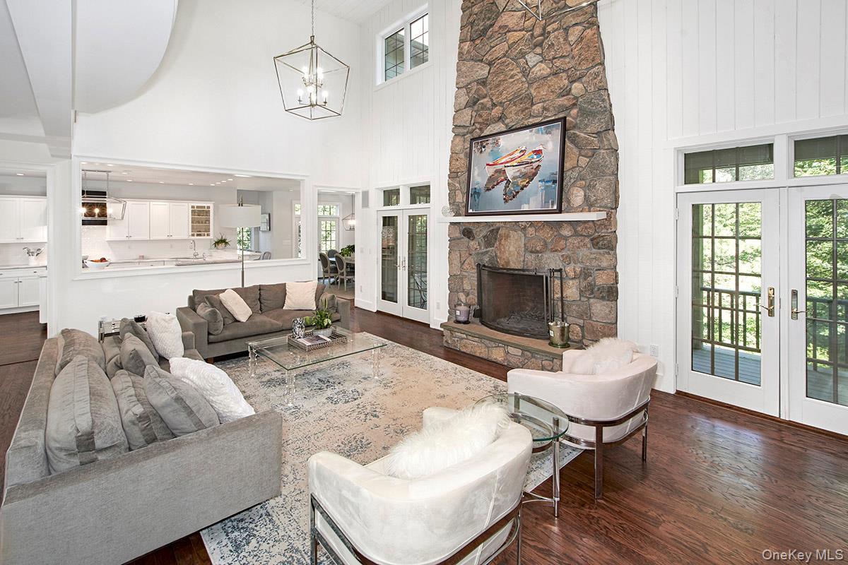 Brewster, New York 10509, United States, 5 Bedrooms Bedrooms, ,6 BathroomsBathrooms,Residential,Pending,199616