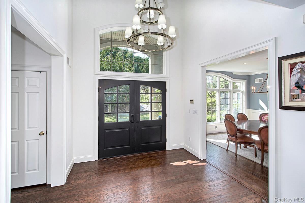 Brewster, New York 10509, United States, 5 Bedrooms Bedrooms, ,6 BathroomsBathrooms,Residential,Pending,199616